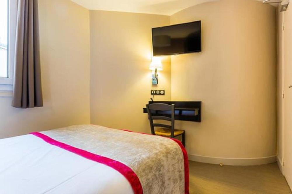 Single Room Private Bathroom