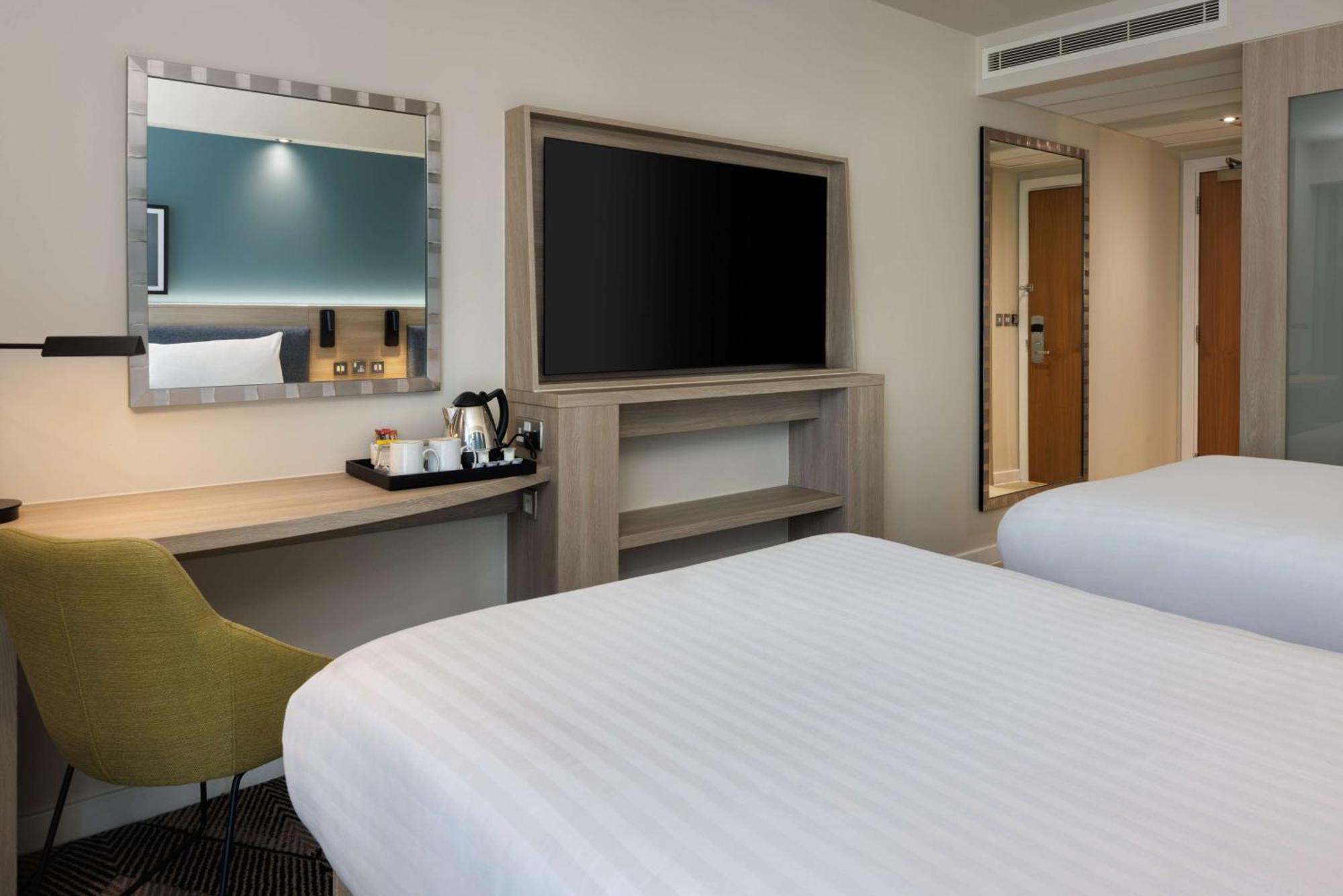 2 Twin Beds Room,1602970138:JPEG