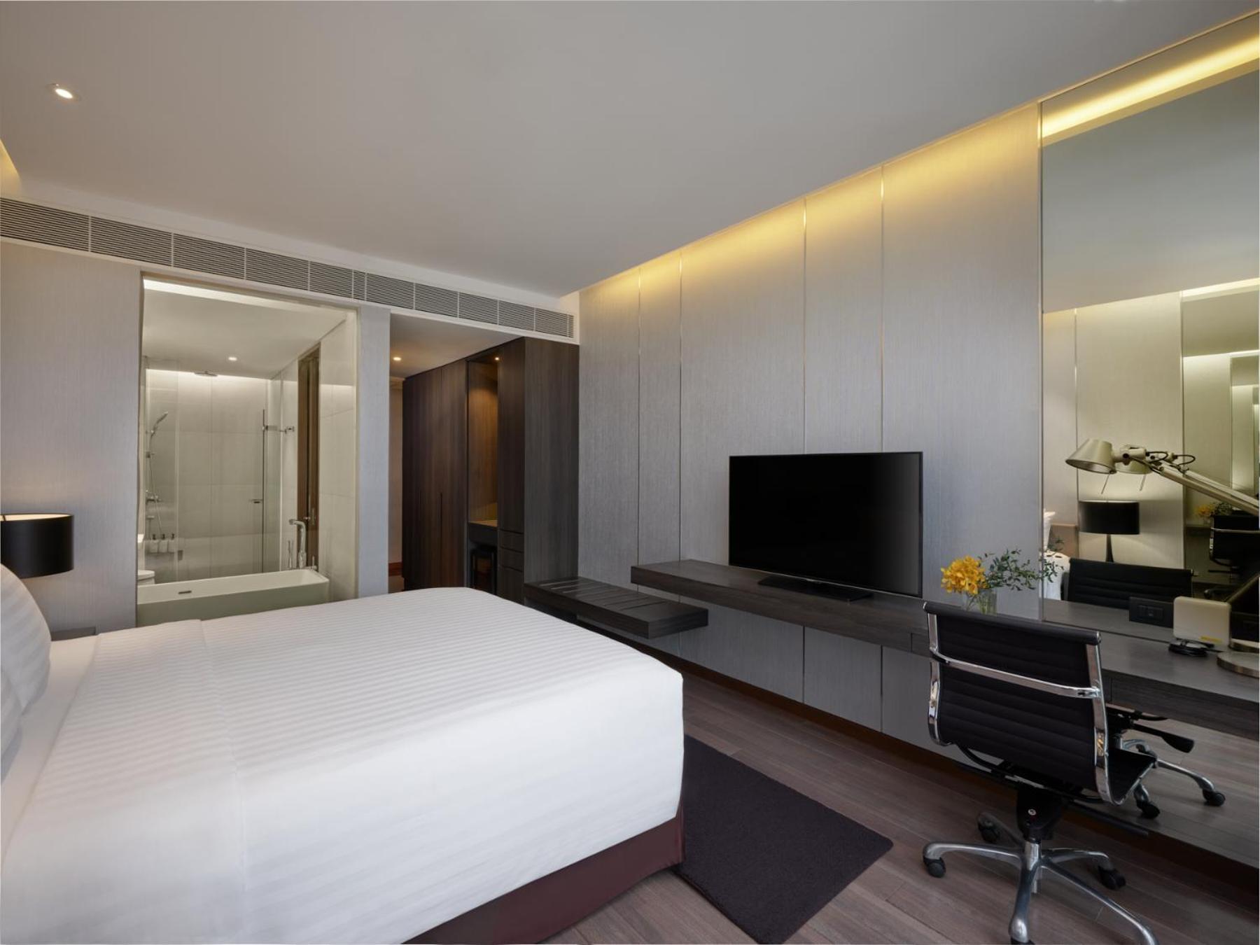 Club Double or Twin Room Lounge Access