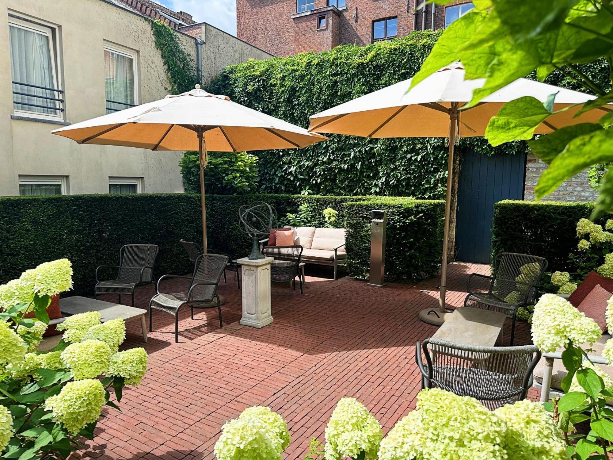 Comfort Room Garden View