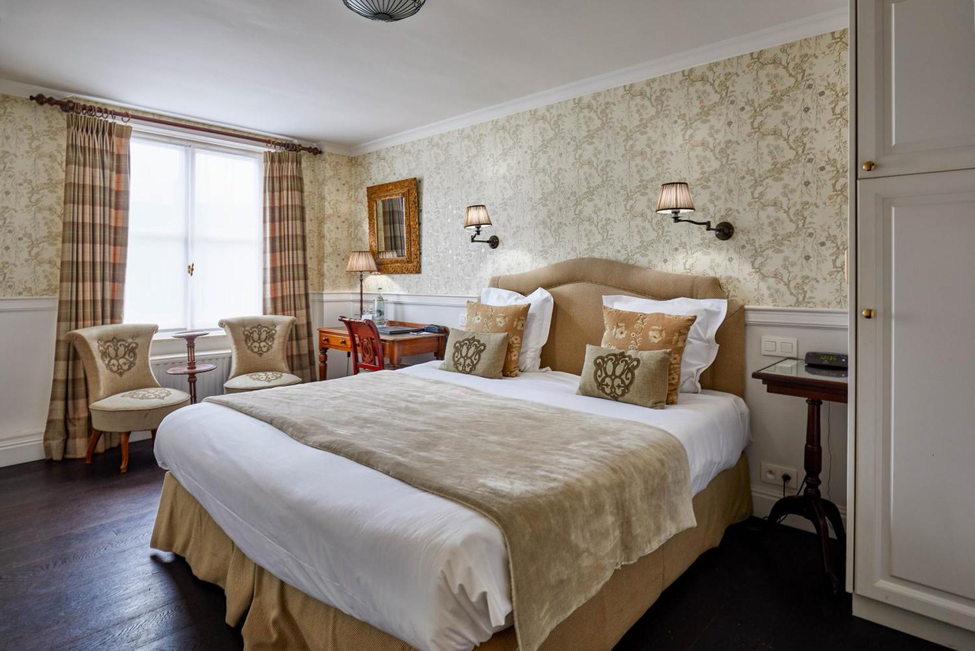 Charming Plus Room