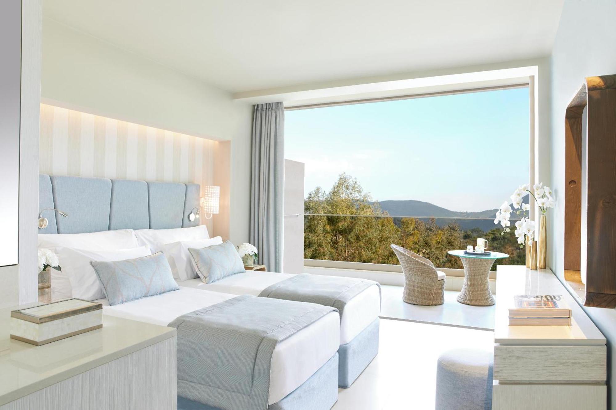 Family Room Inland View