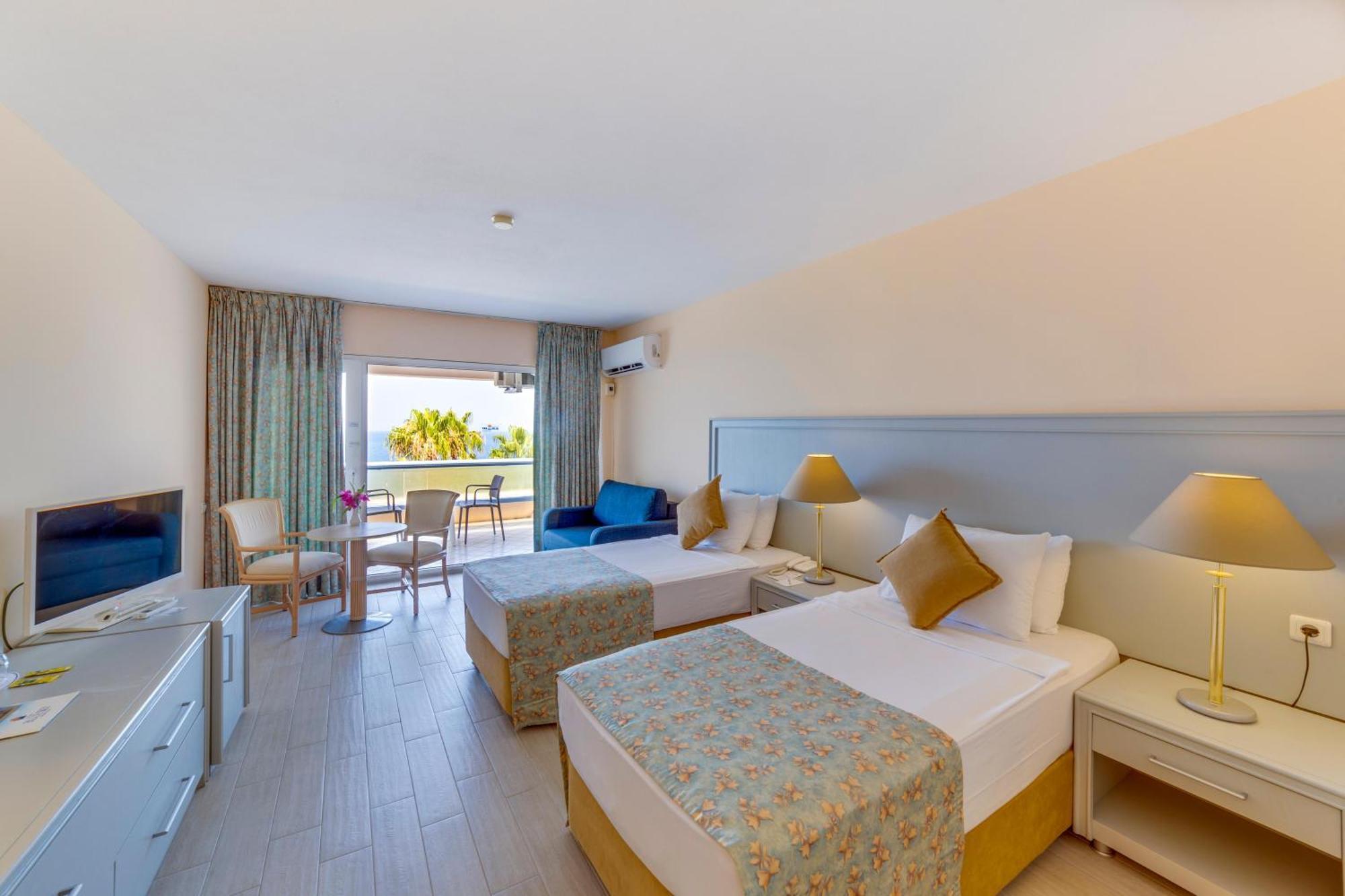 Standard Double or Twin Room Garden View Ground floor