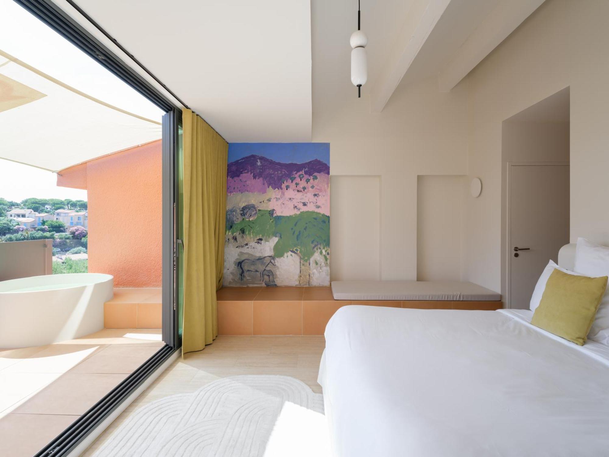 Albères Double Room Terrace Outdoor Bathtub Mountain View,1604903615:JPEG