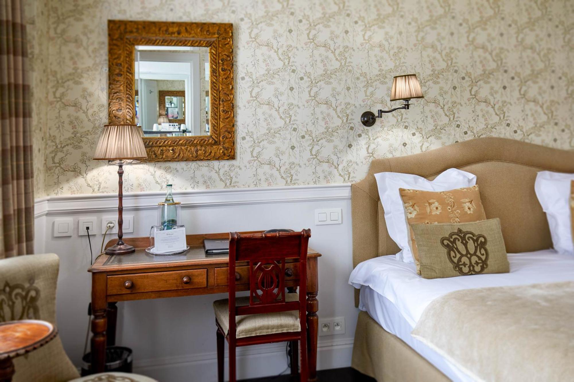Charming Plus Room