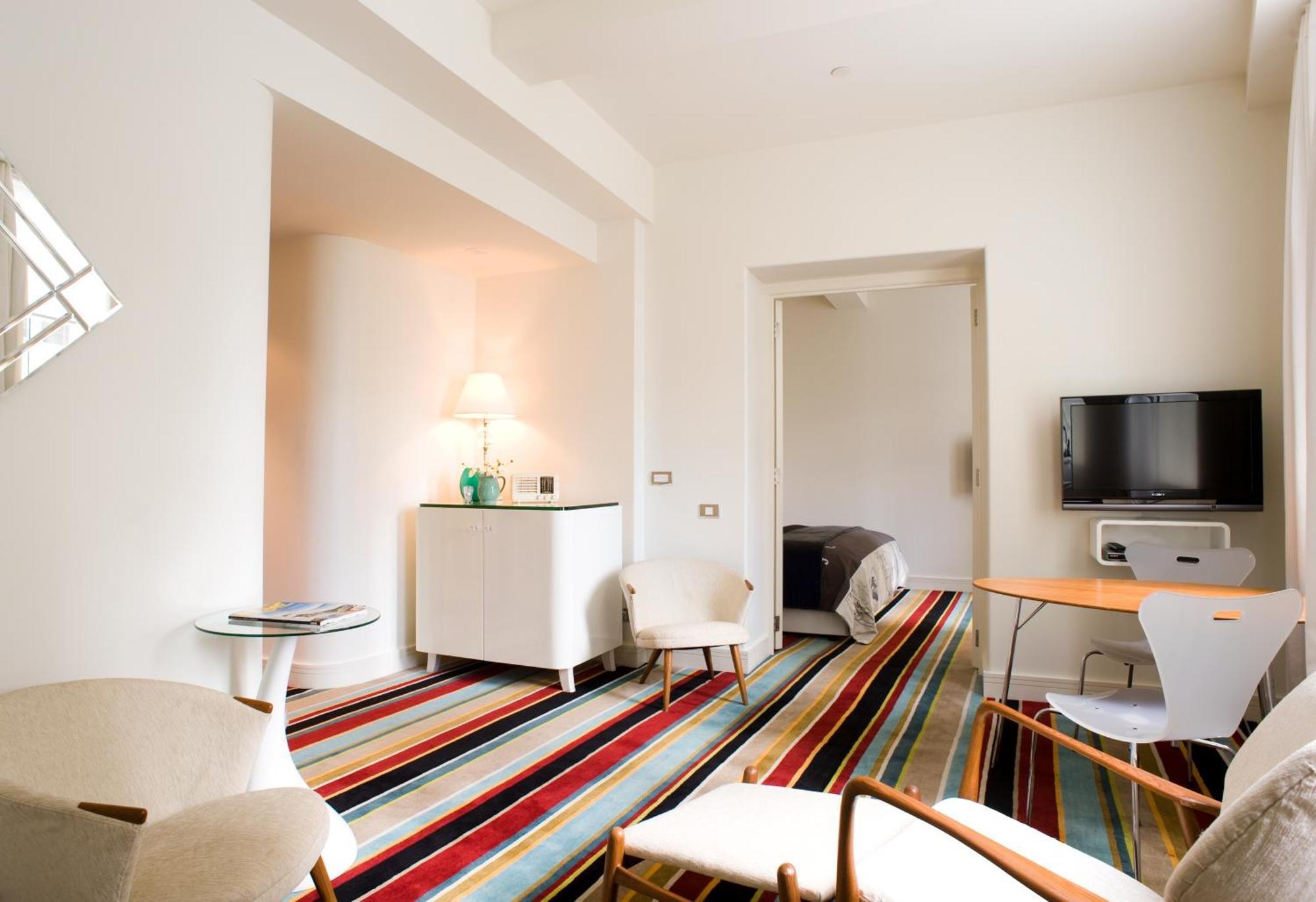 Deluxe Suite