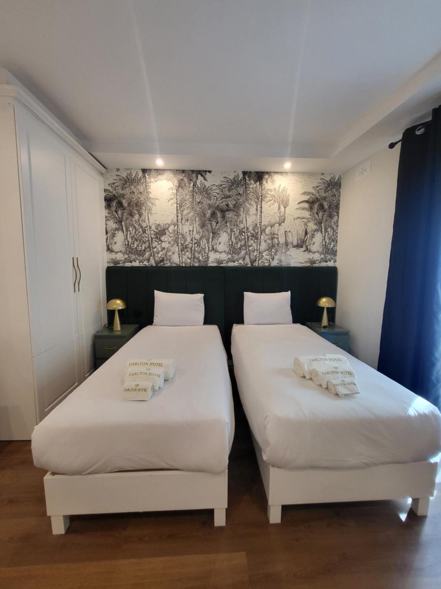 Doppel-/Zweibettzimmer mit Meerblick