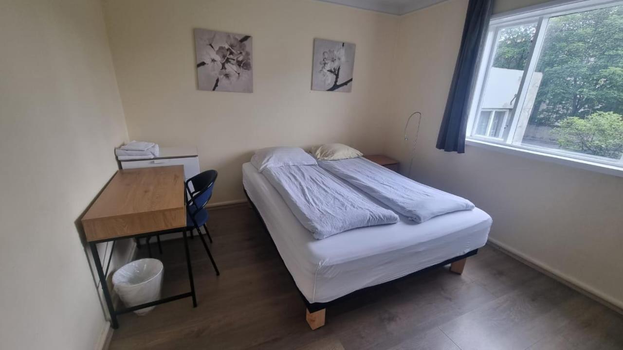 Double Room Private Bathroom