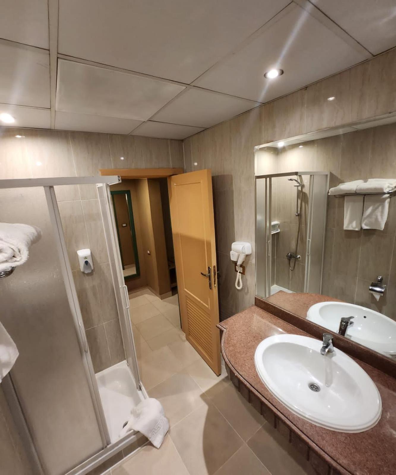 Superior Double or Twin Room,1706837330:JPEG