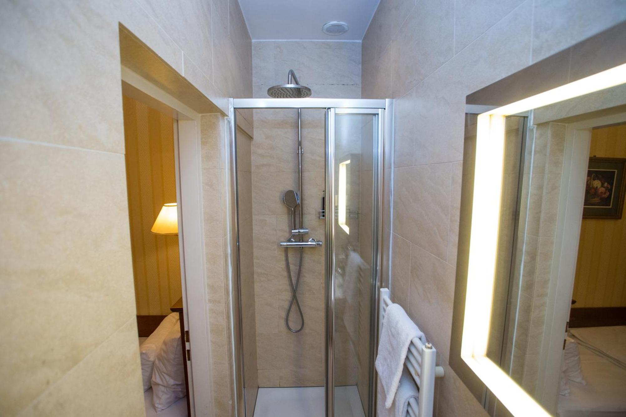 Small Single Room