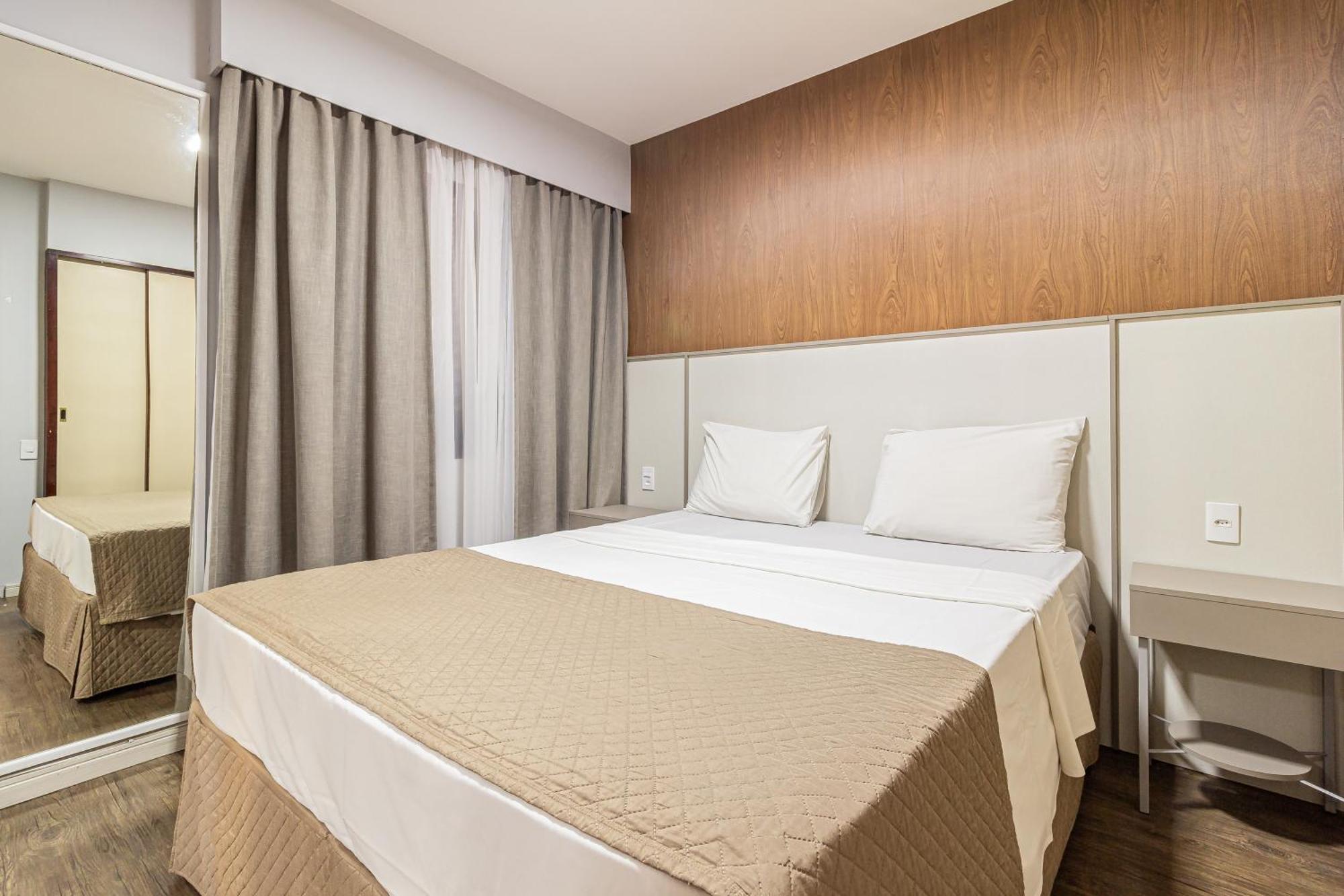 Standard Studio Cama de Casal