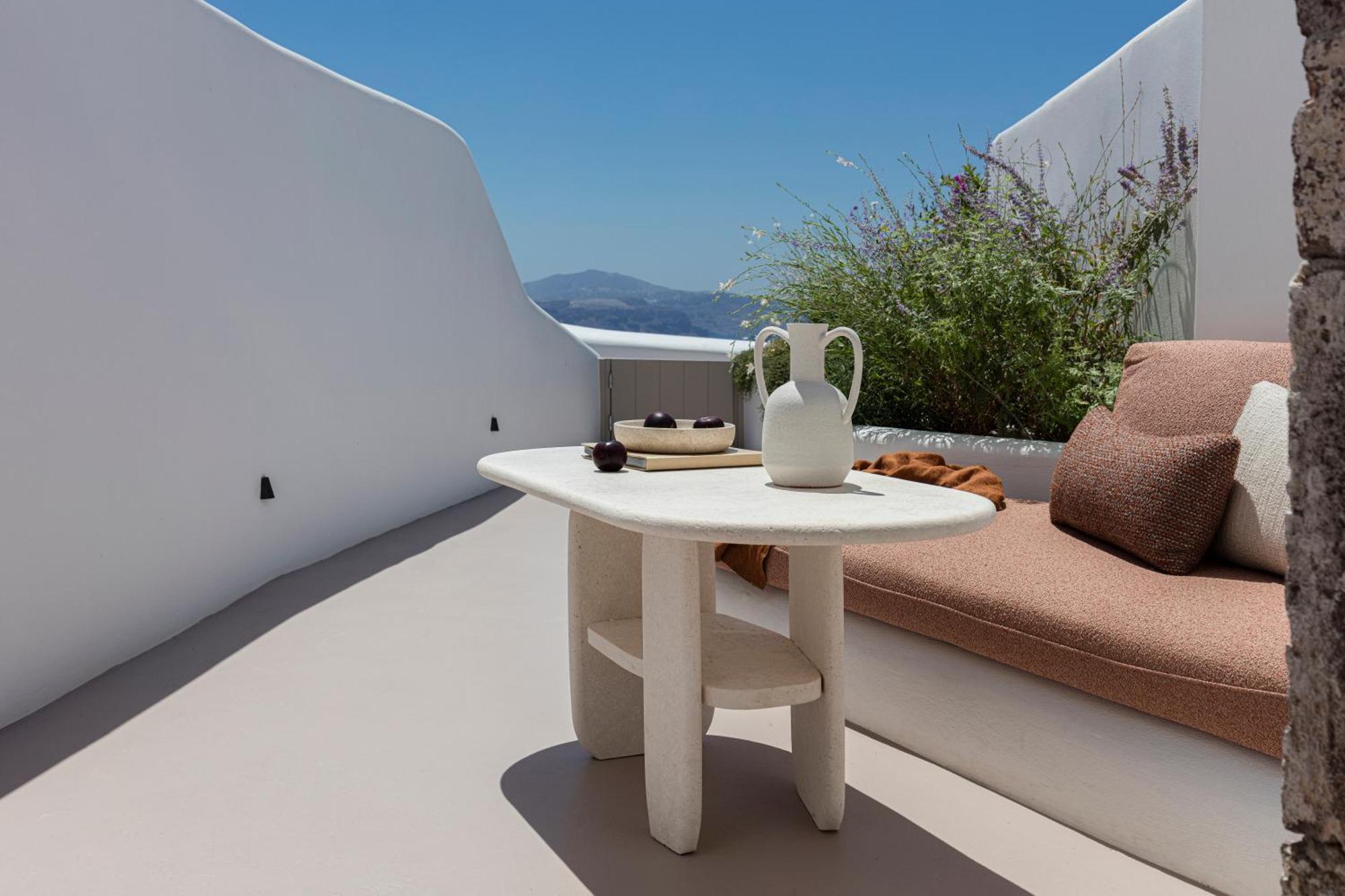 Classic Suite Caldera View