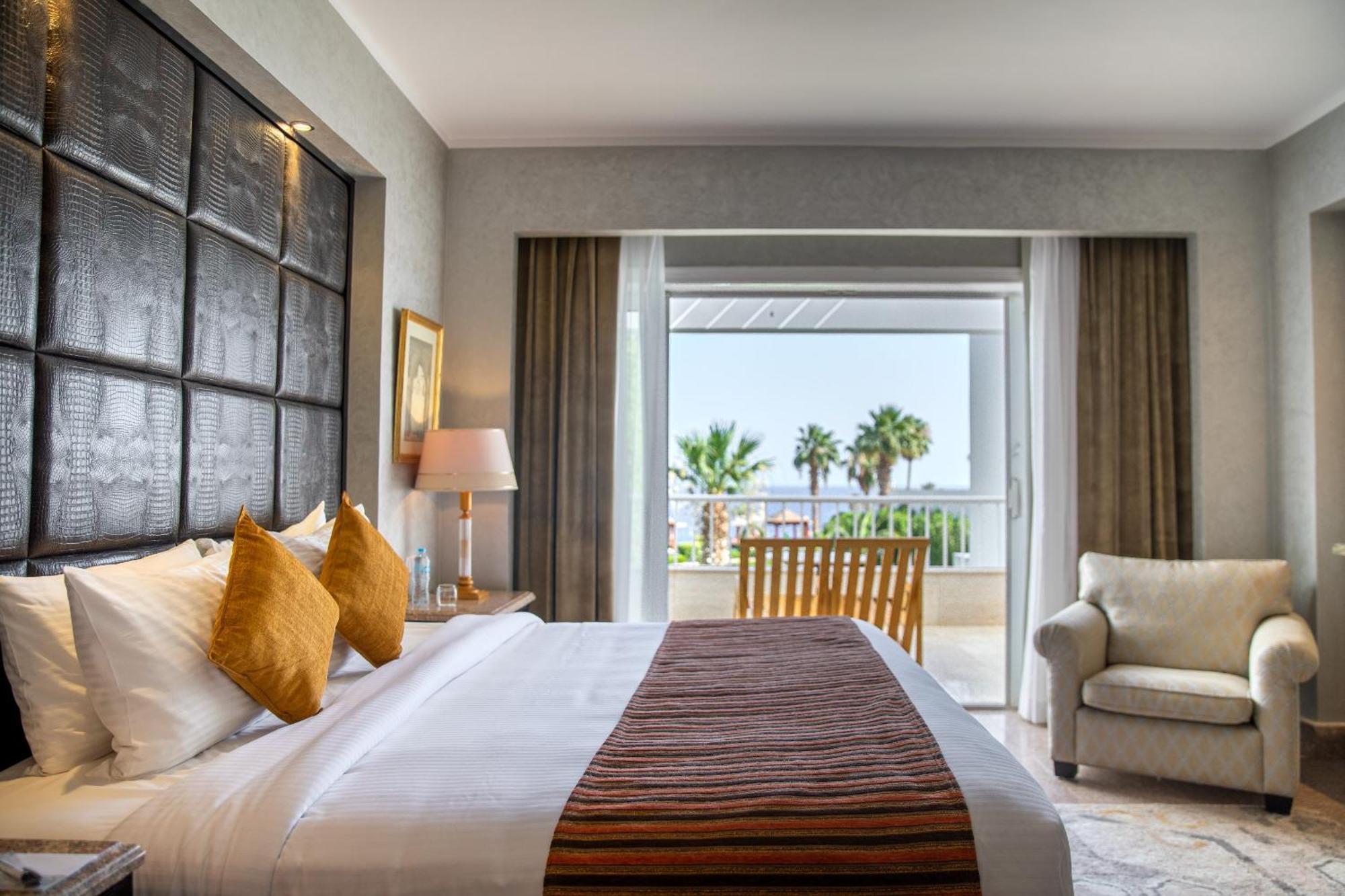 Presidental Two-Bedroom Suite