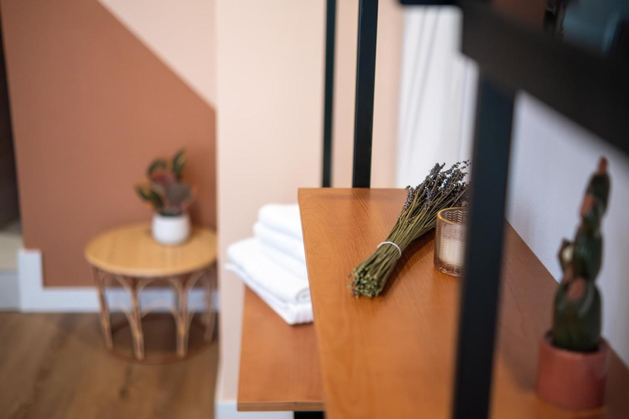 Double Room Private Bathroom