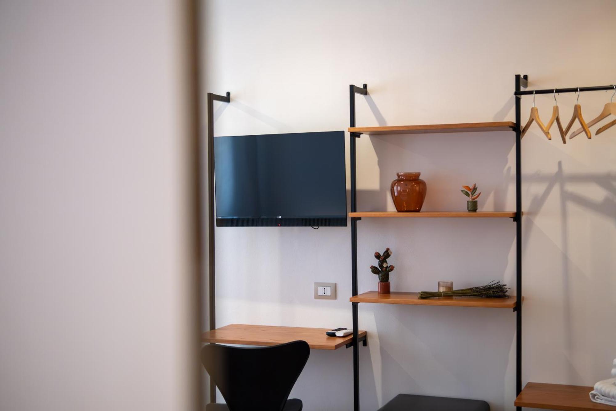 Double Room Private Bathroom
