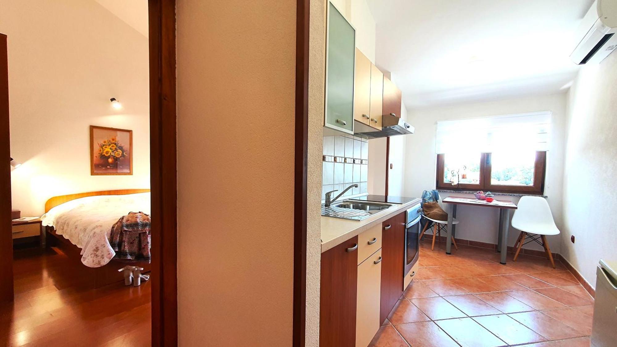 Apartamento de 1 Quarto com Varanda e Vista do Mar