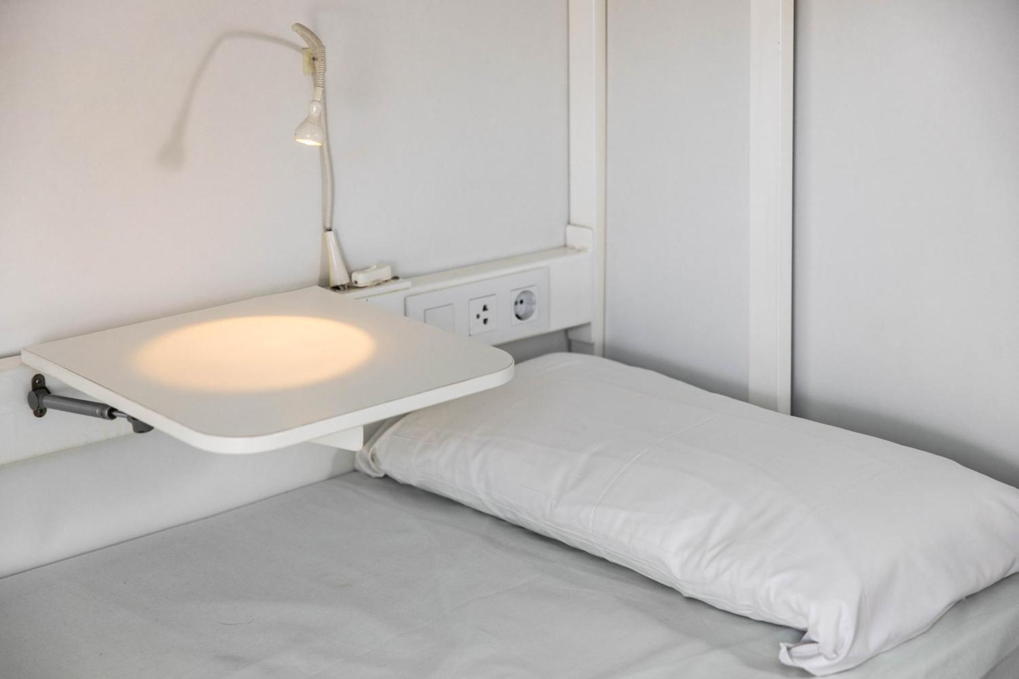 Bed 16-Bed Mixed Dormitory Room