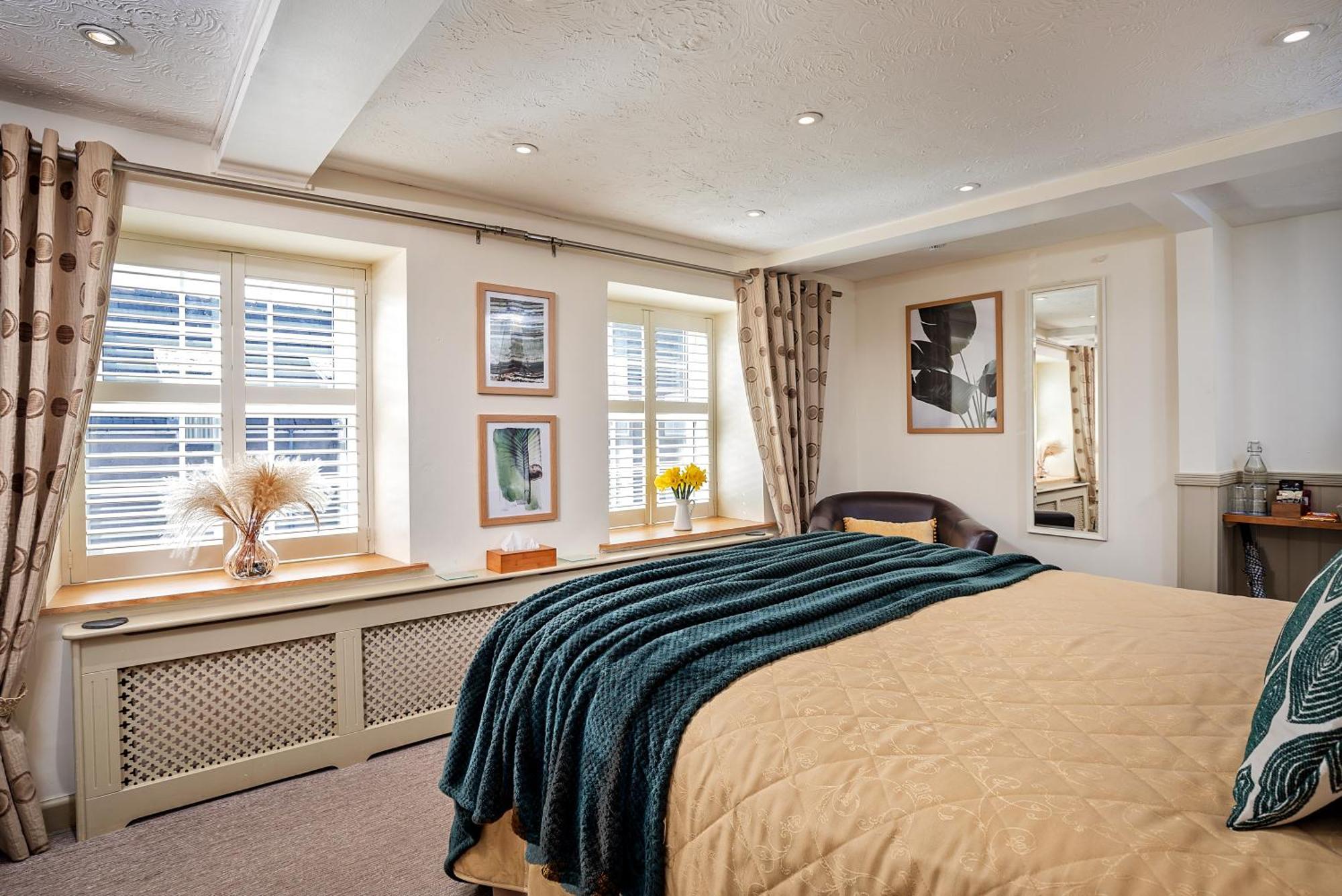 Deluxe Double Room Bath