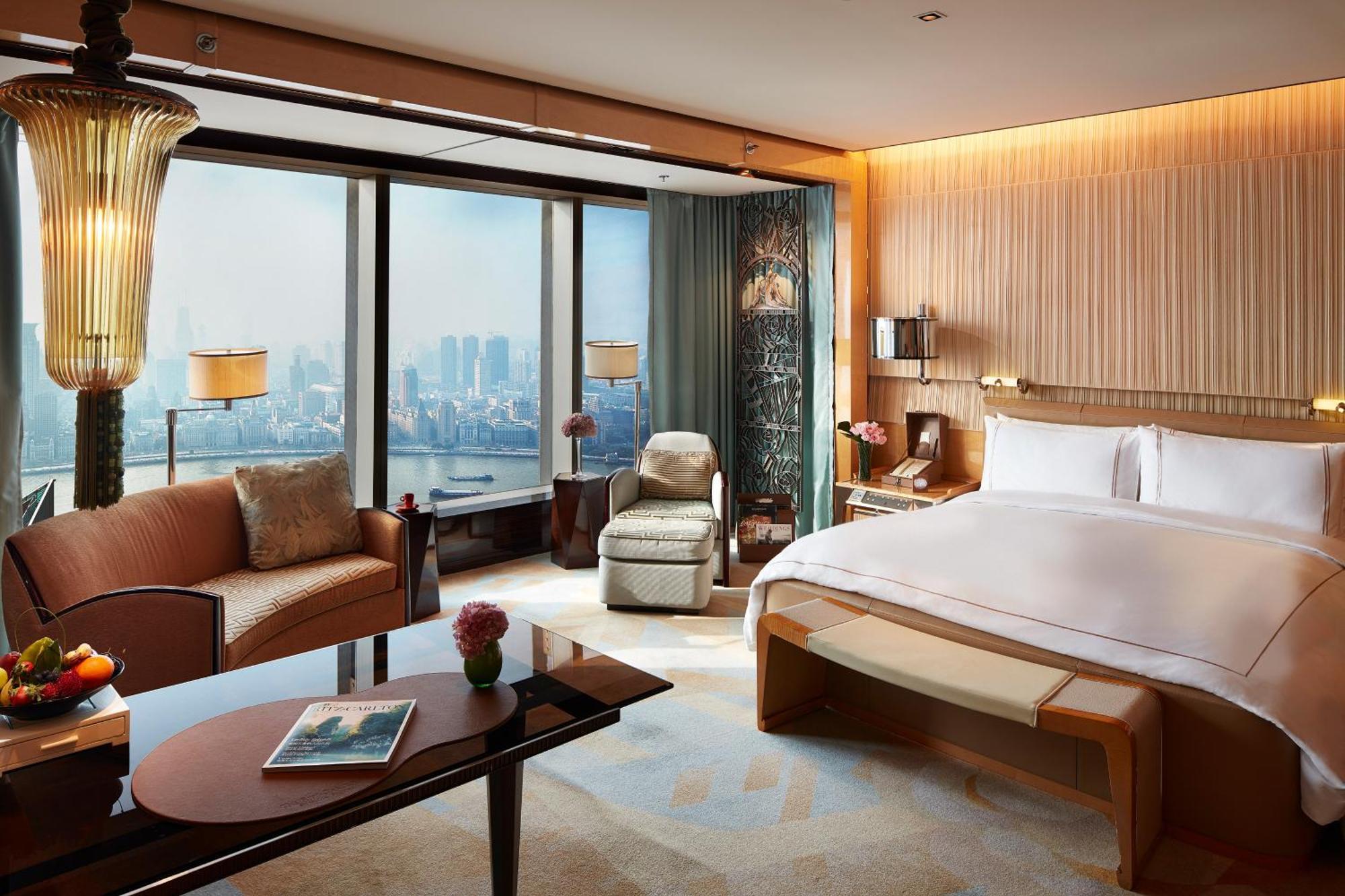 Shanghai Bund View Room