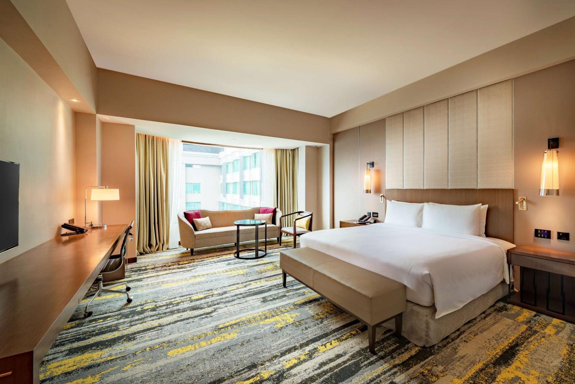 Premium King Room
