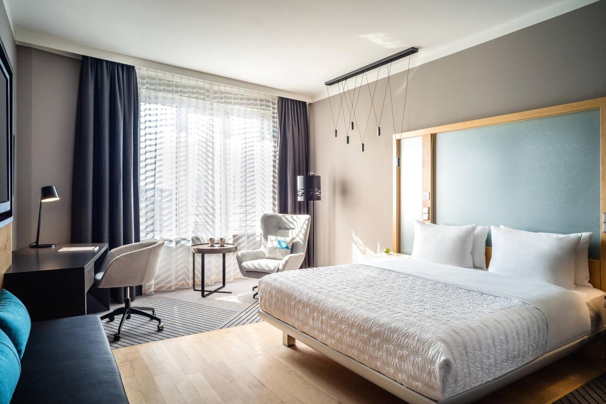 Superior King Room
