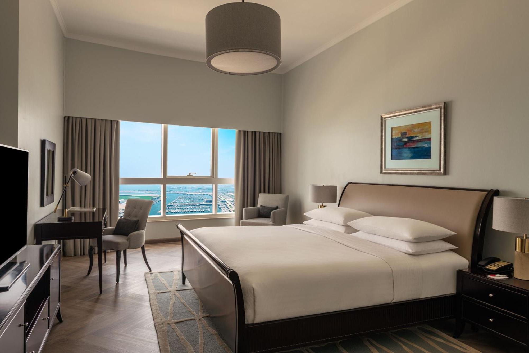 Renovated 2 Bedroom Palm View 2 Bedroom Suite Palm view Balcony