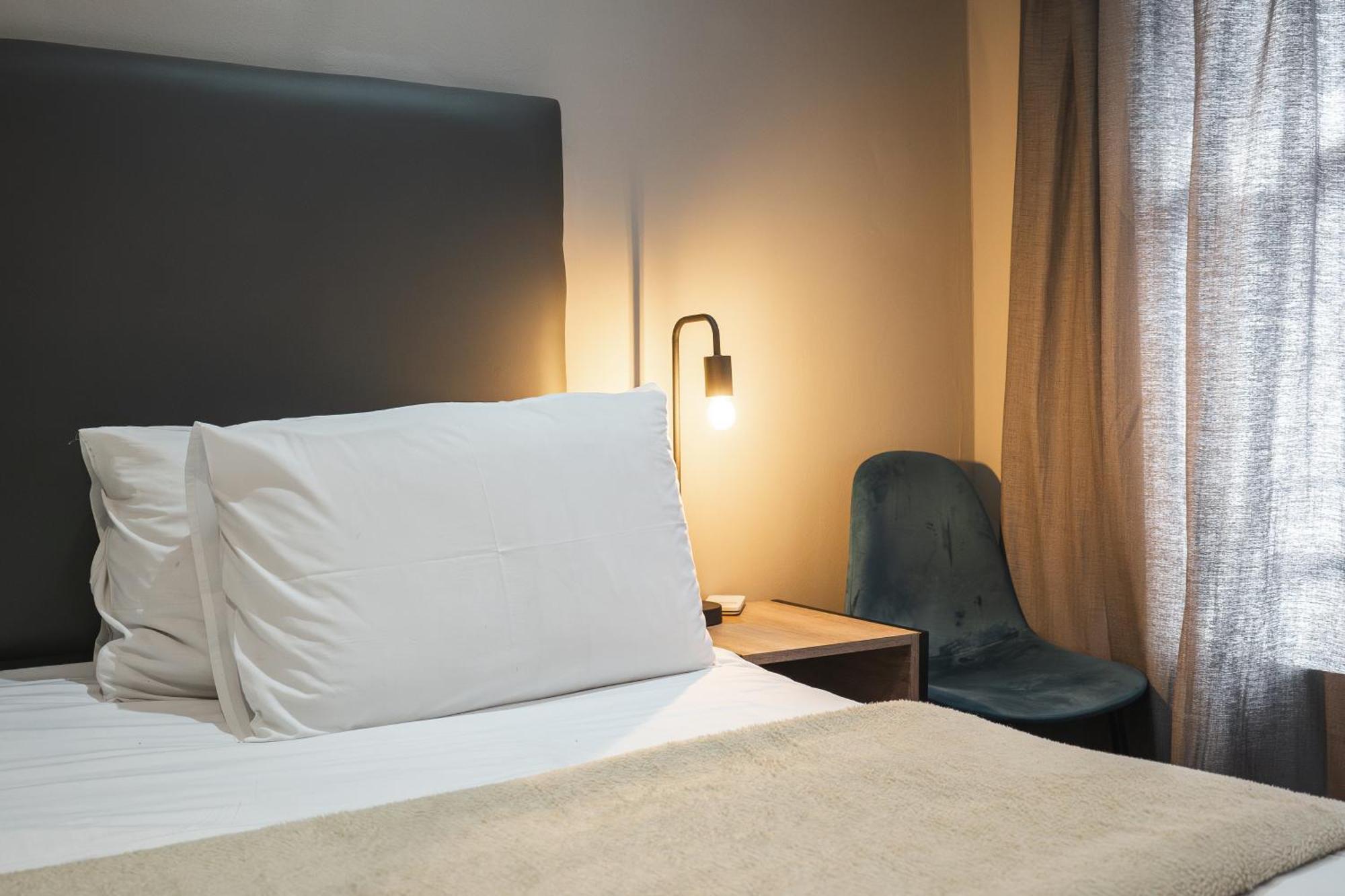 Comfort Rooms