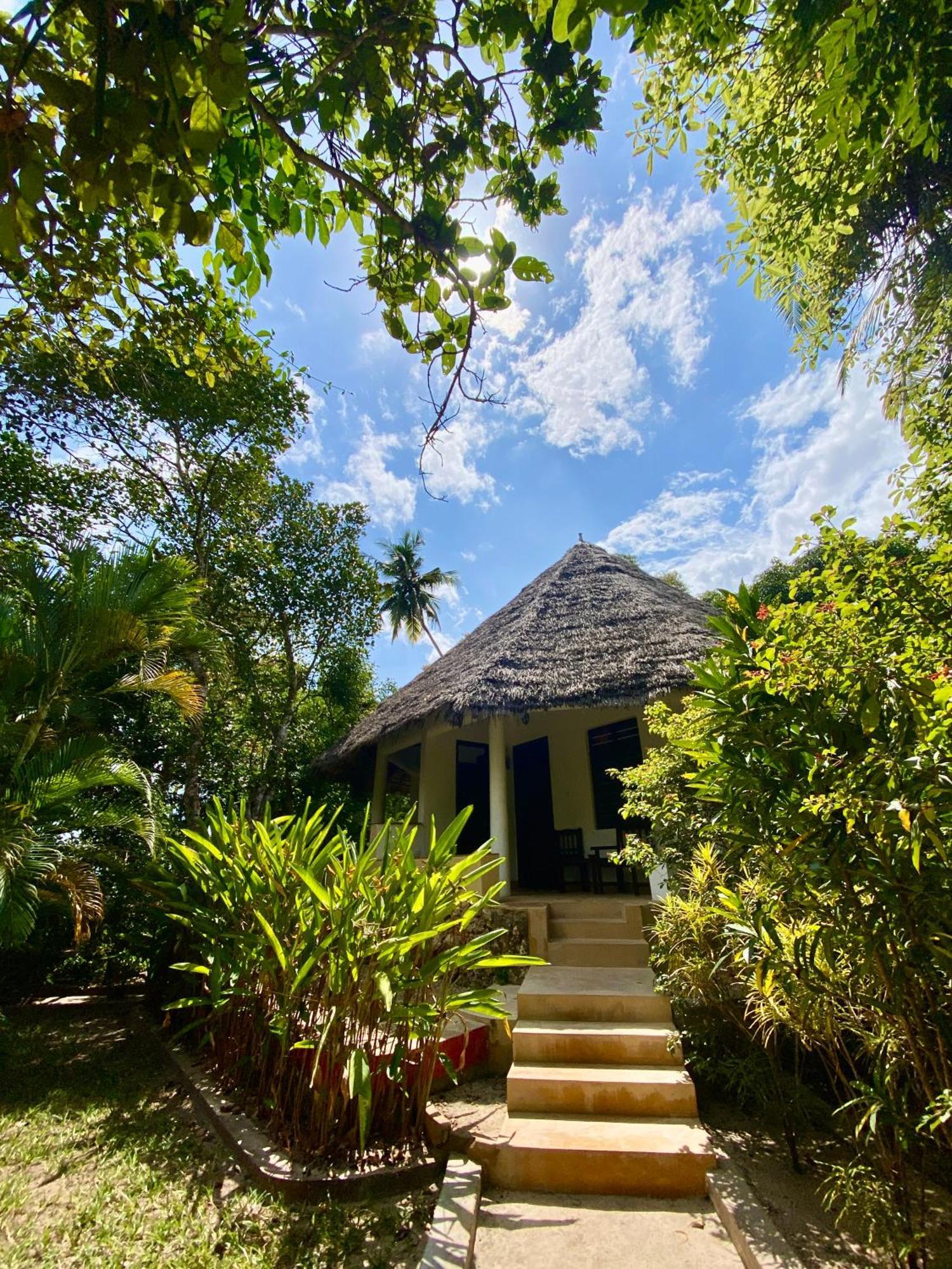Double or Twin Room Tropical shower Balcony