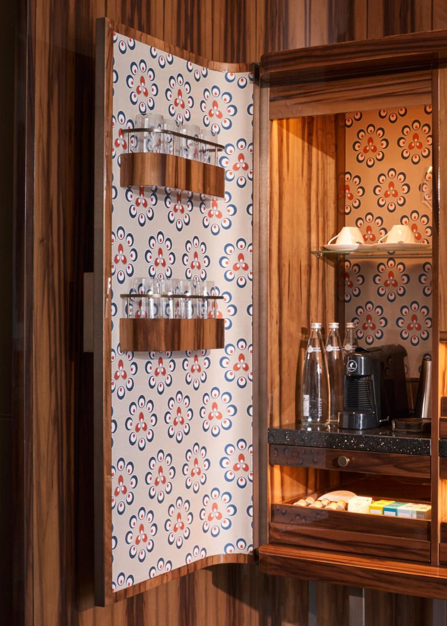 Mandarin King Room