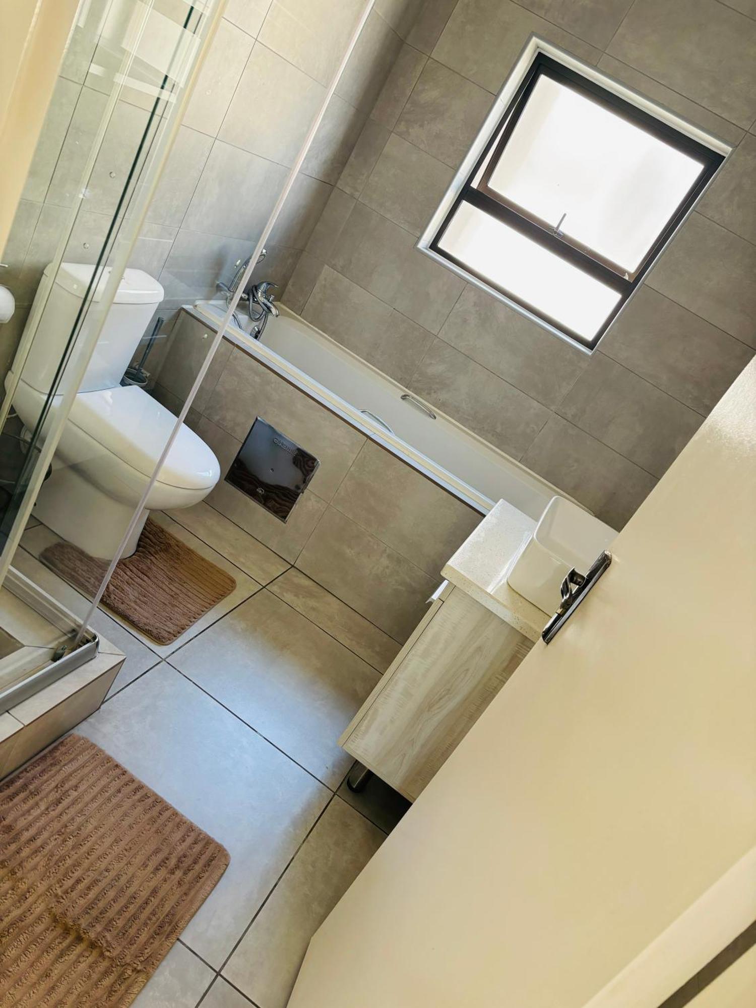 Junior King Suite Ocean View