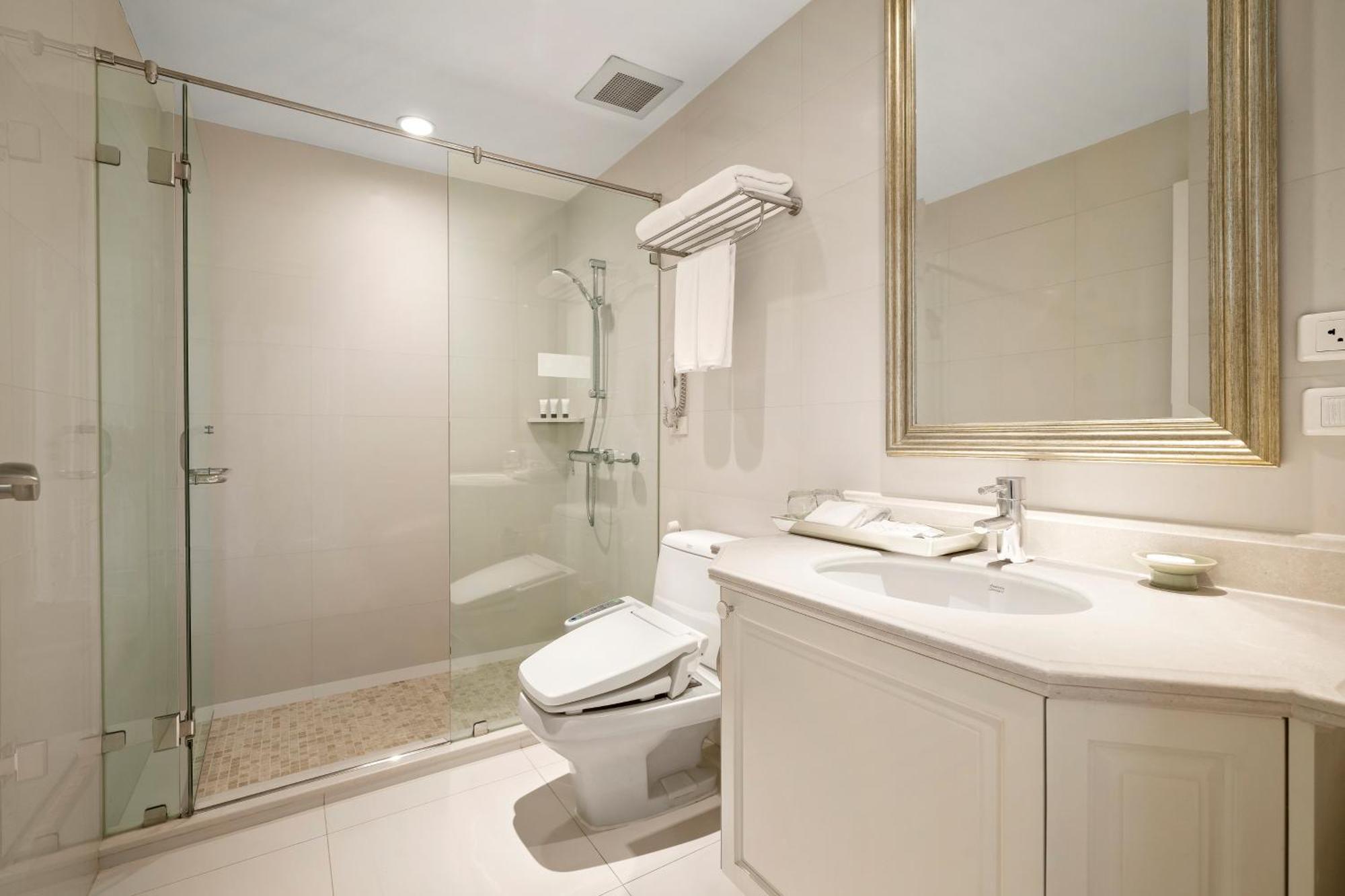 Three-Bedroom Suite