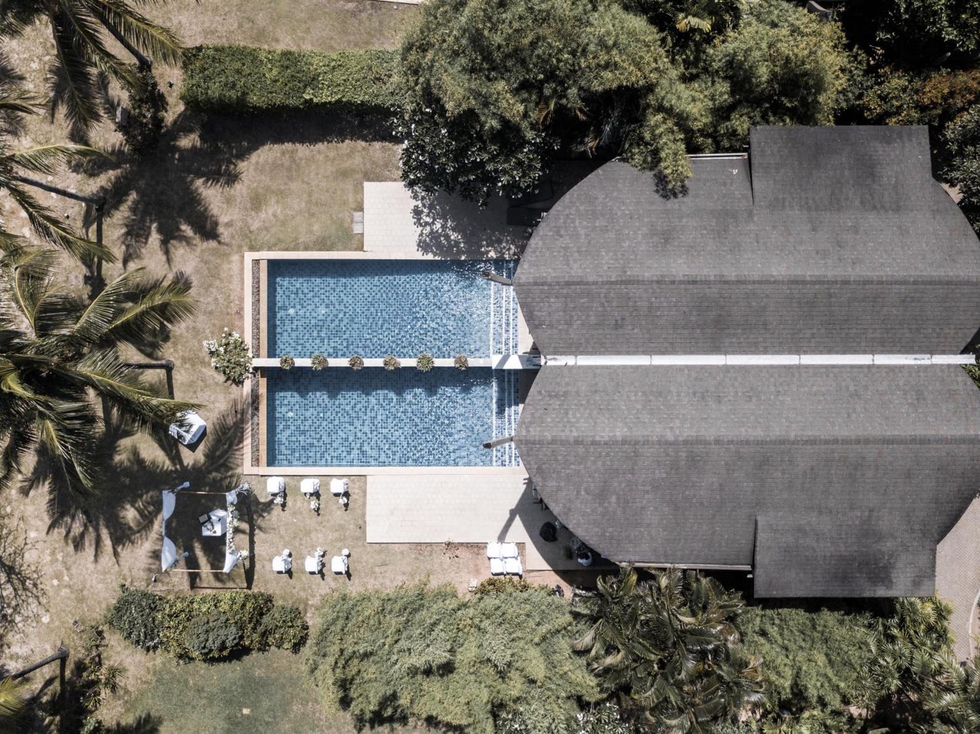 Grand Poolvilla mit 2 Schlafzimmern und unbegrenztem, kostenlosem 24-Stunden-Wassershuttleservice – Meerseite