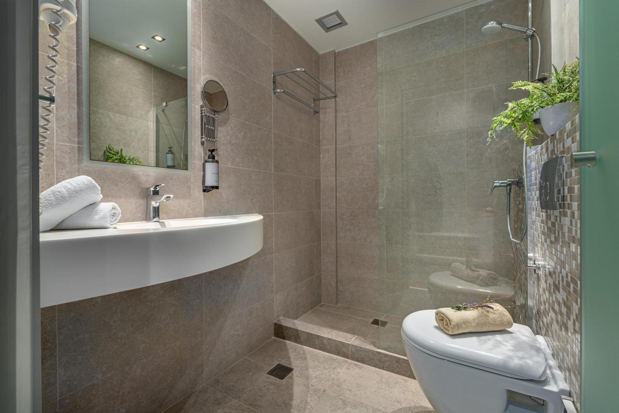 Deluxe Double Room Sea Front