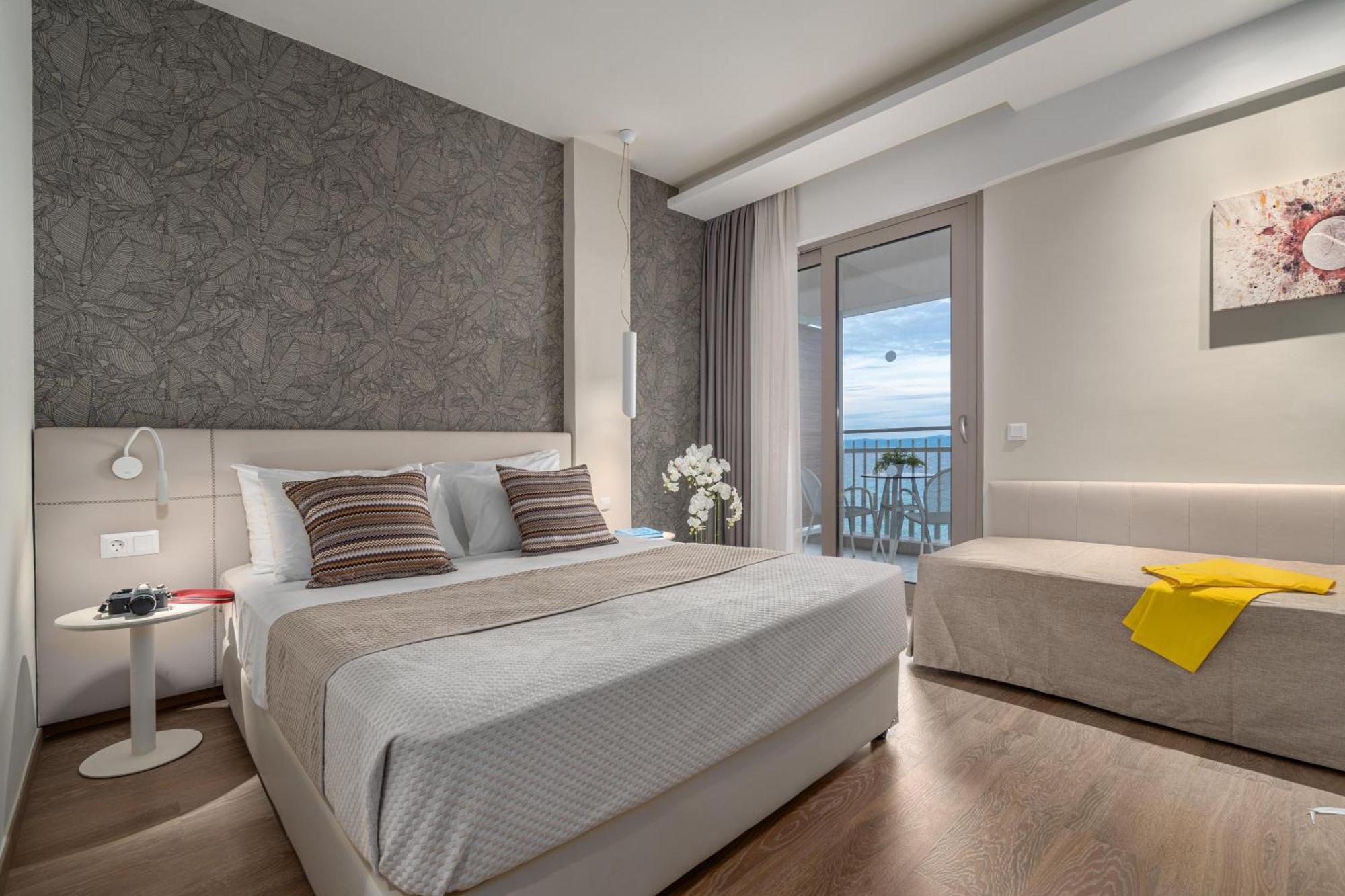 Deluxe Double Room Sea Front