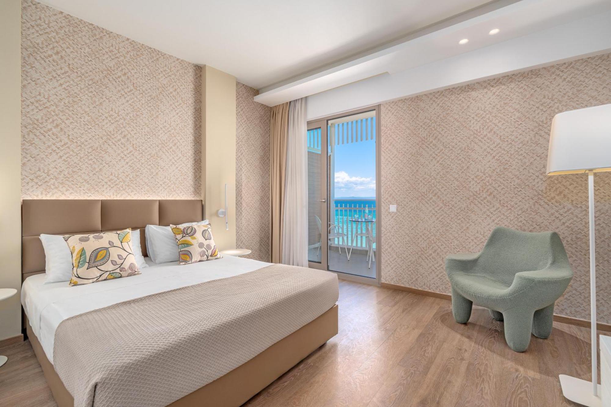 Deluxe Double Room Sea Front