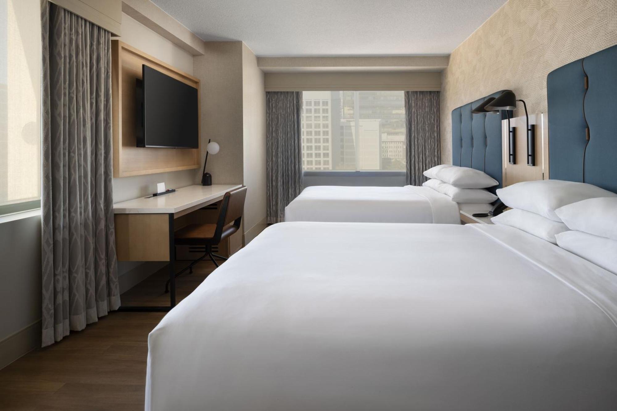 M Club Guest Room 2 Queen Beds