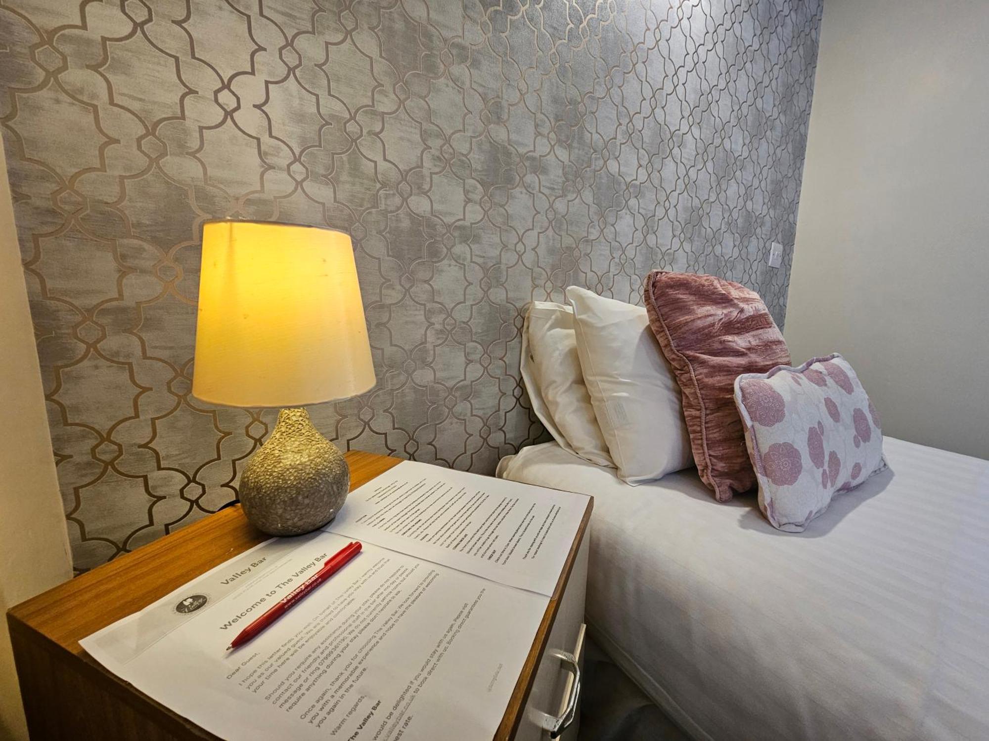 Budget Single Room