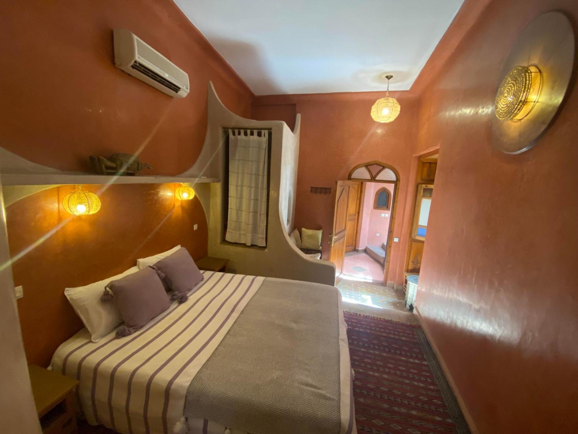 Double Room Private Bathroom