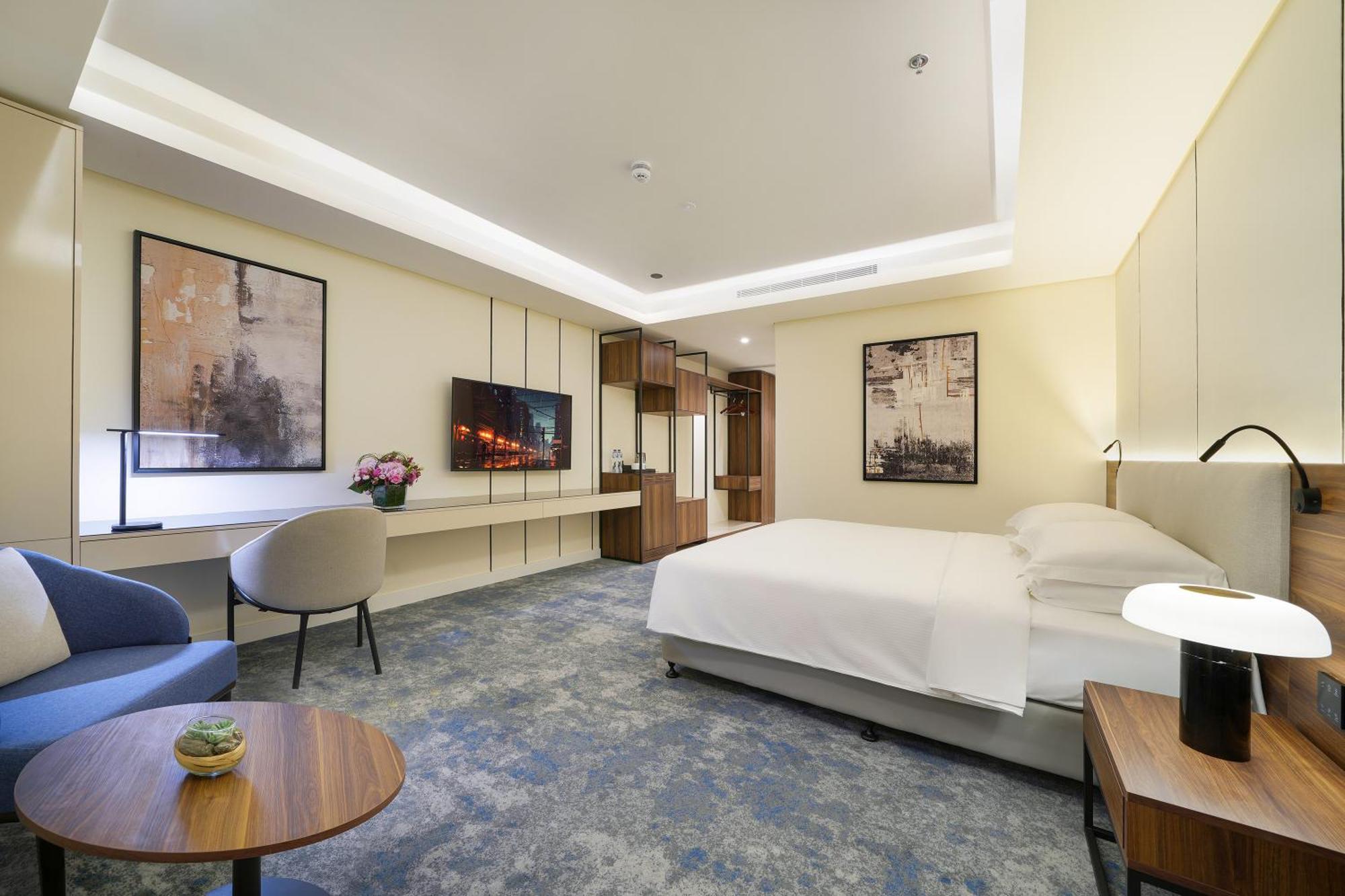 One-Bedroom Suite