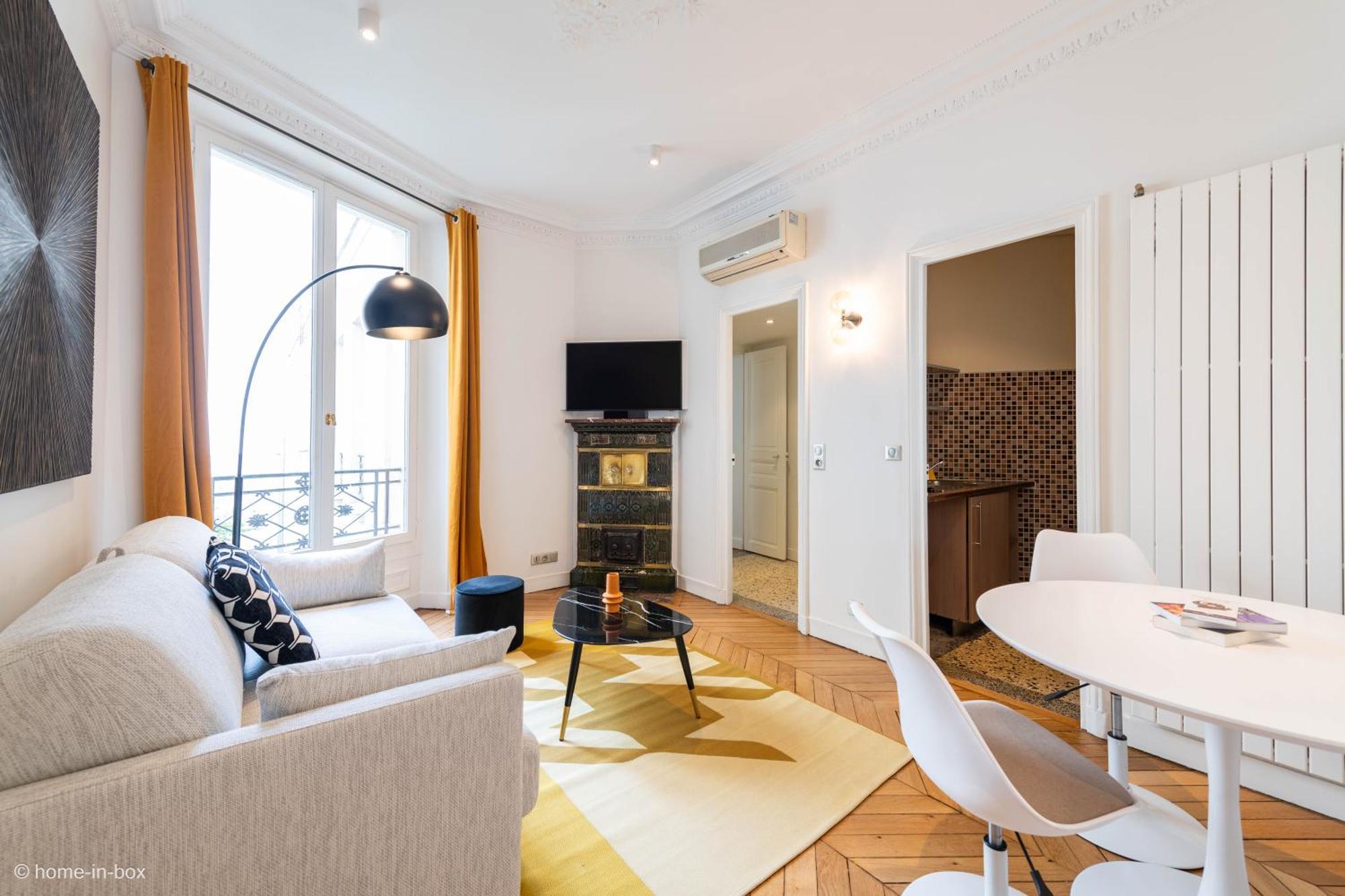 One-Bedroom Apartment