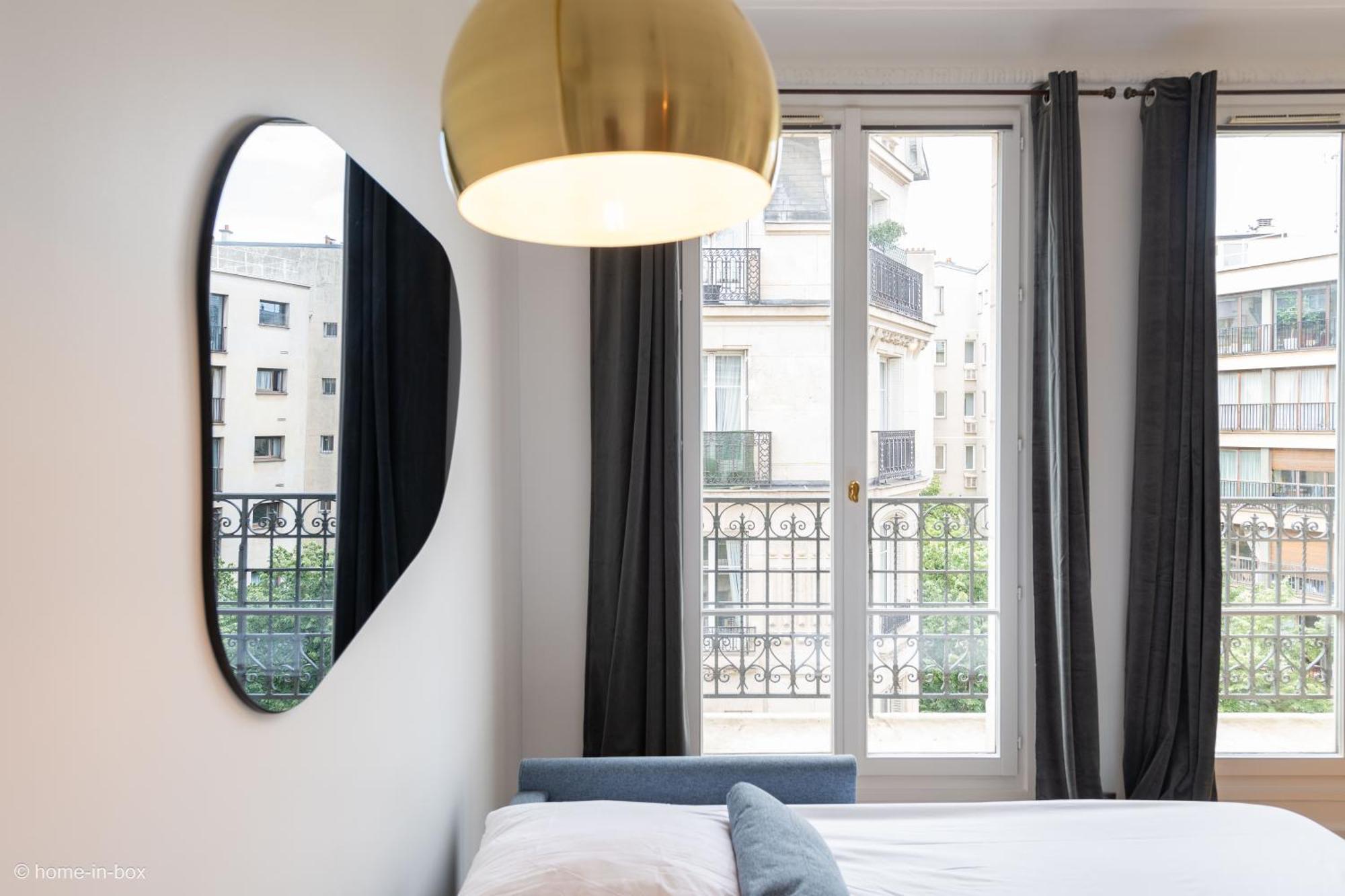 One-Bedroom Apartment with City View