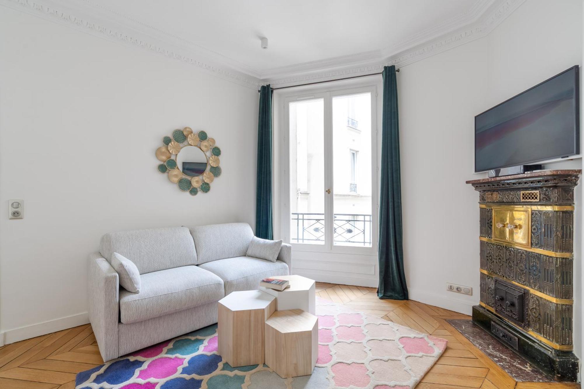 One-Bedroom Apartment
