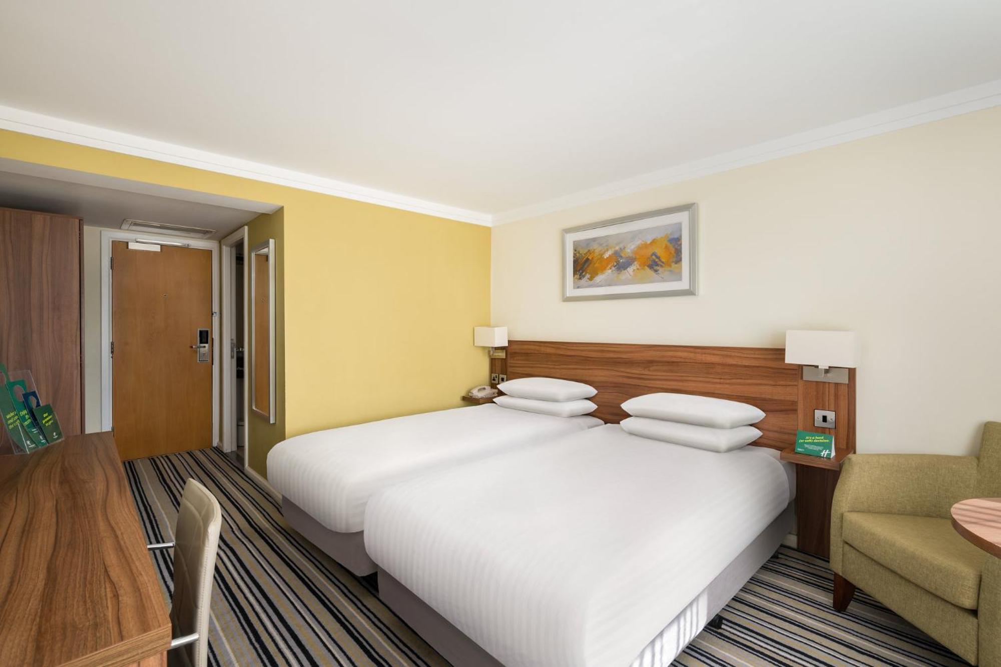 Standard Room Two Single Beds
