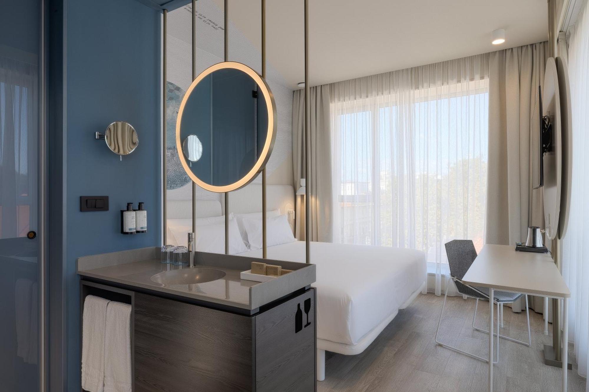 Executive Double or Twin Room City View