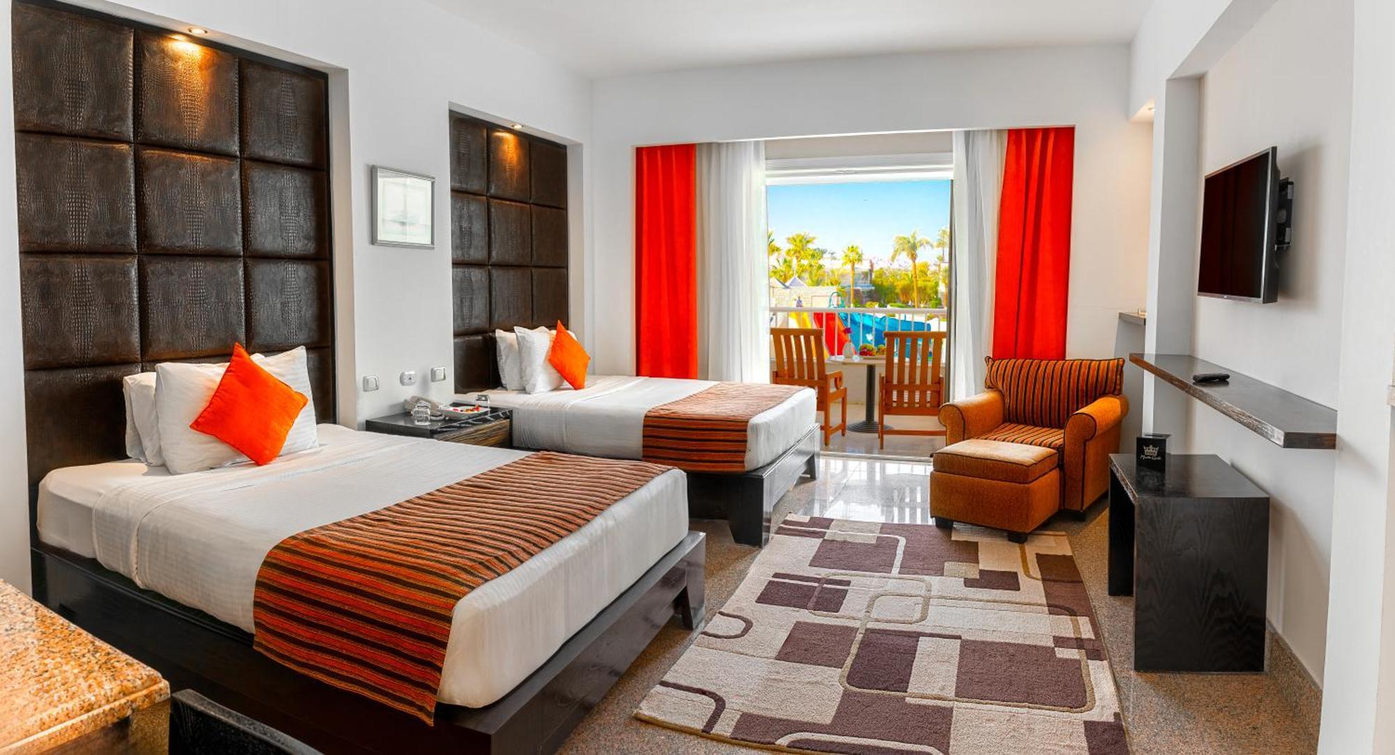 Deluxe Room Pool View