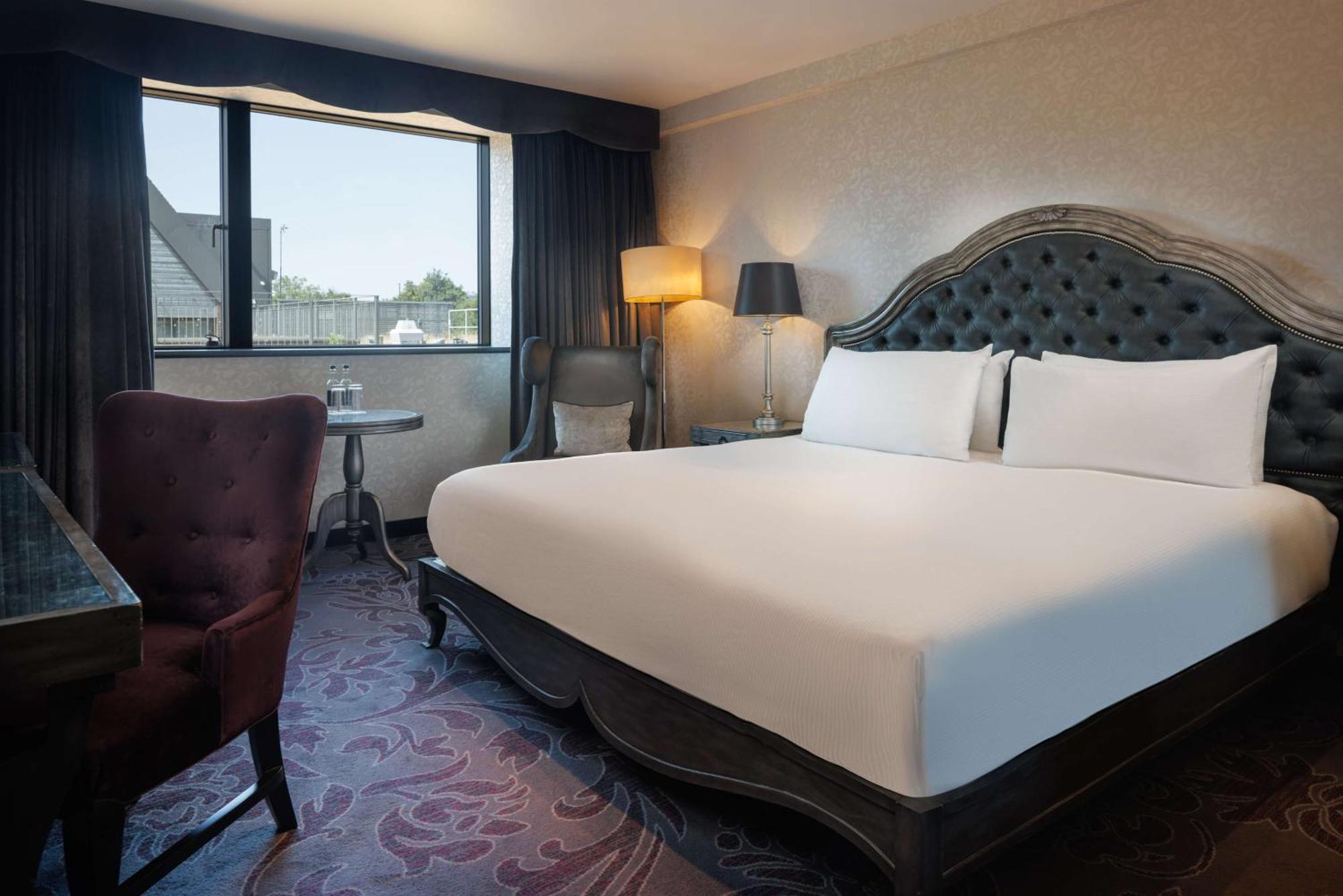 King Guest Room