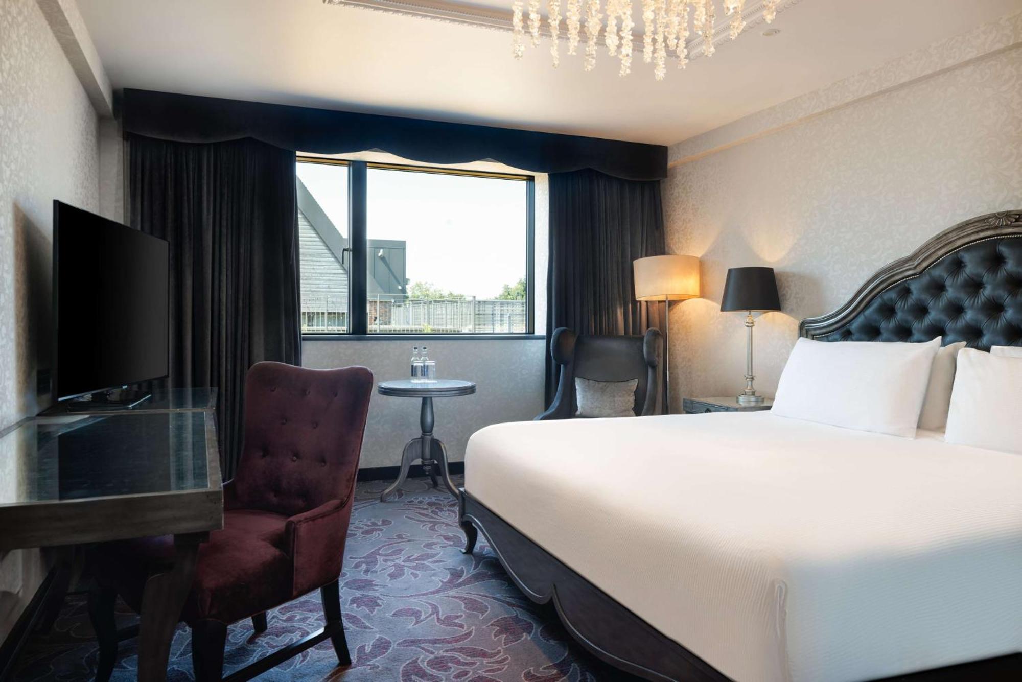 King Guest Room