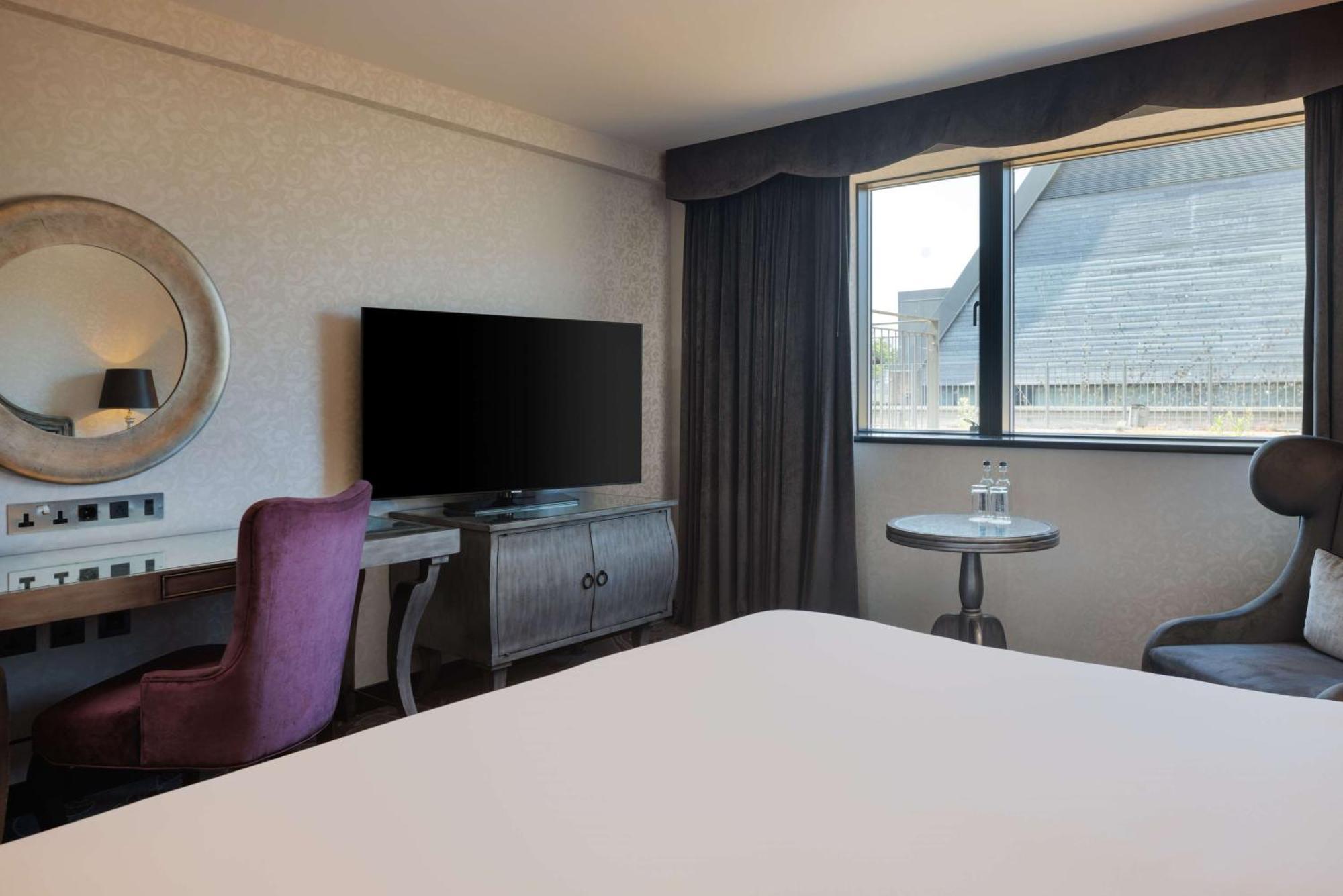 King Guest Room