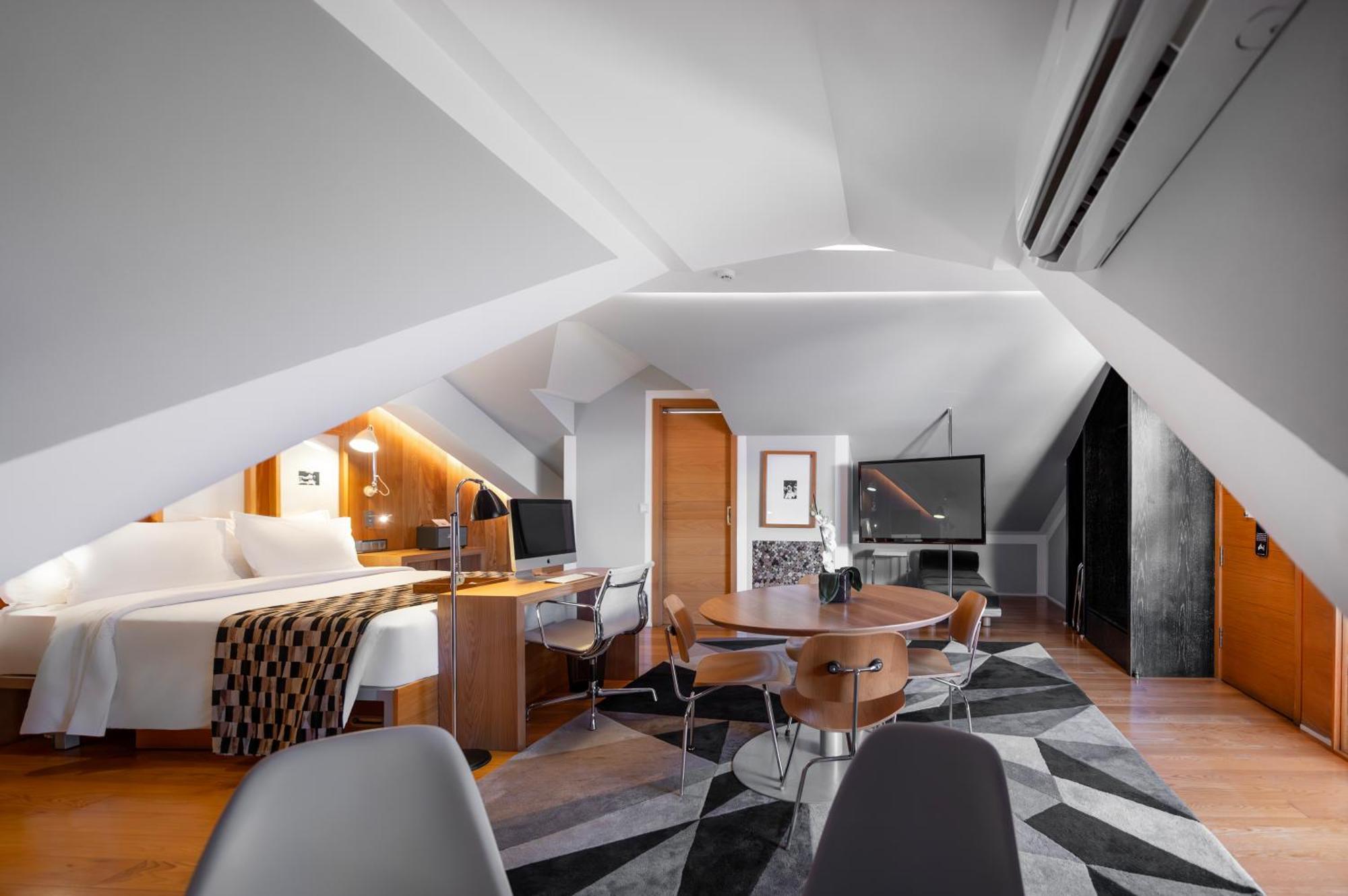 Suite Castle View