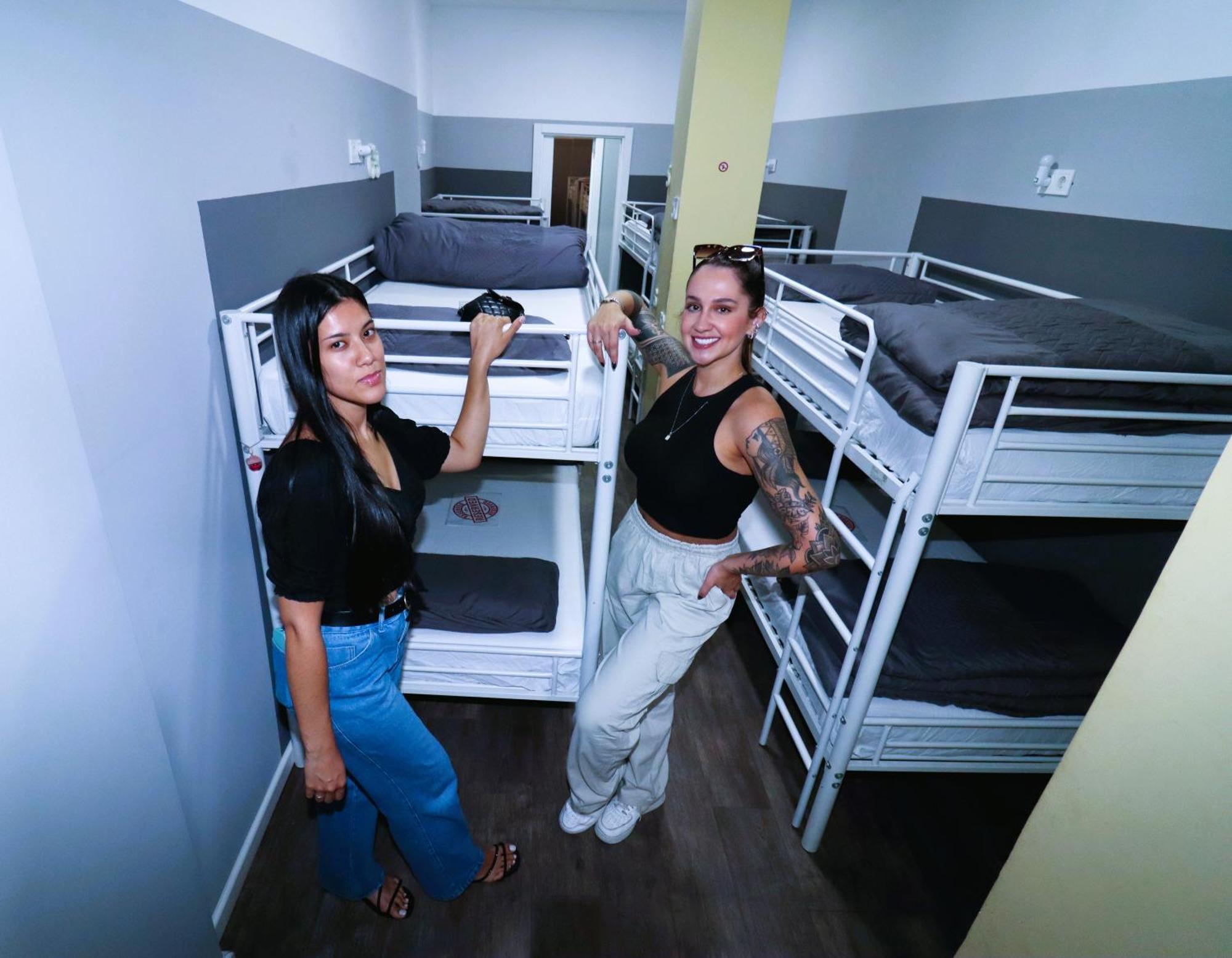 Bunk Bed Mixed Dormitory Room